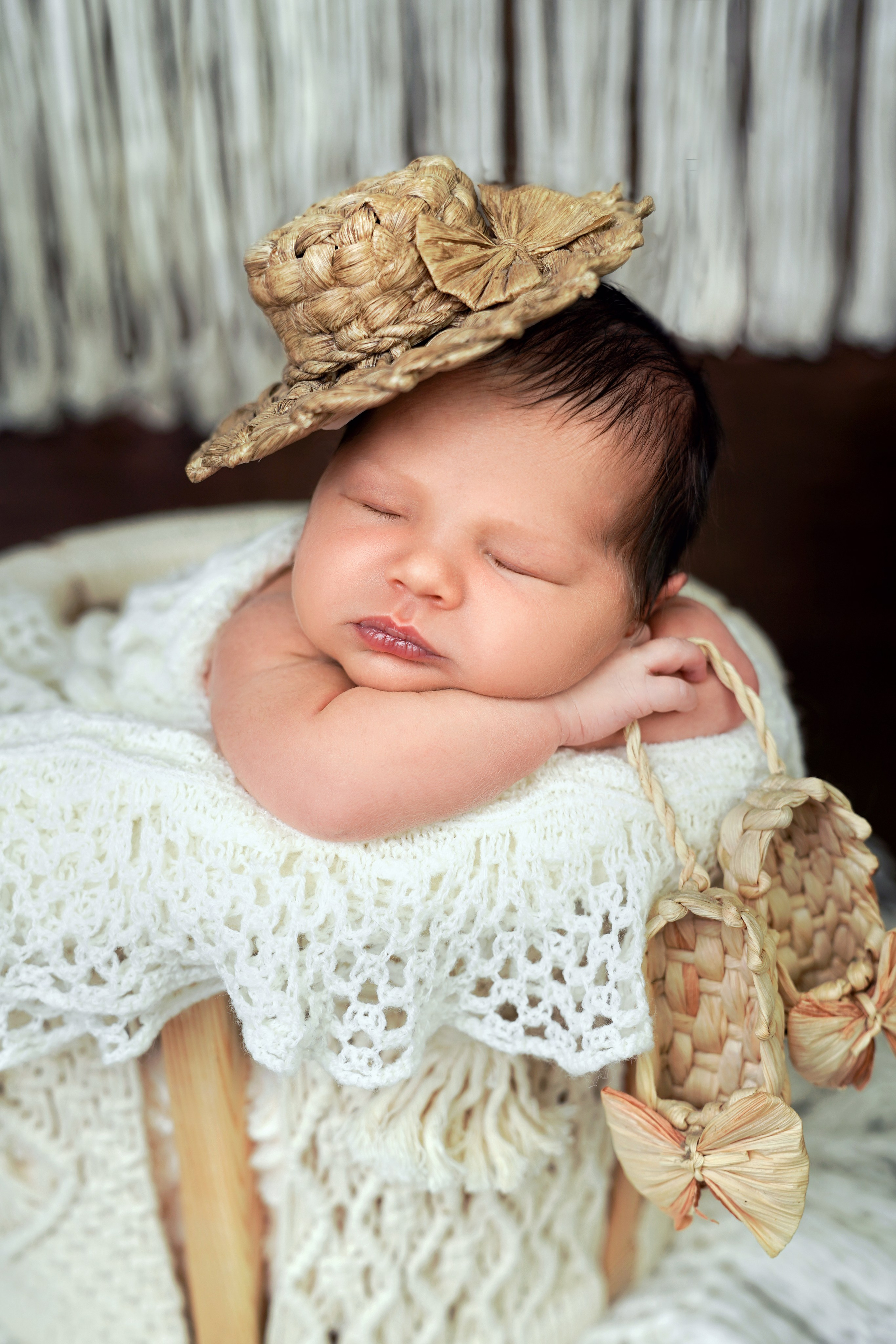 Фотосессия новорожденного (newborn). Фотограф новорожденных, детей до года и беременных в Симферополе