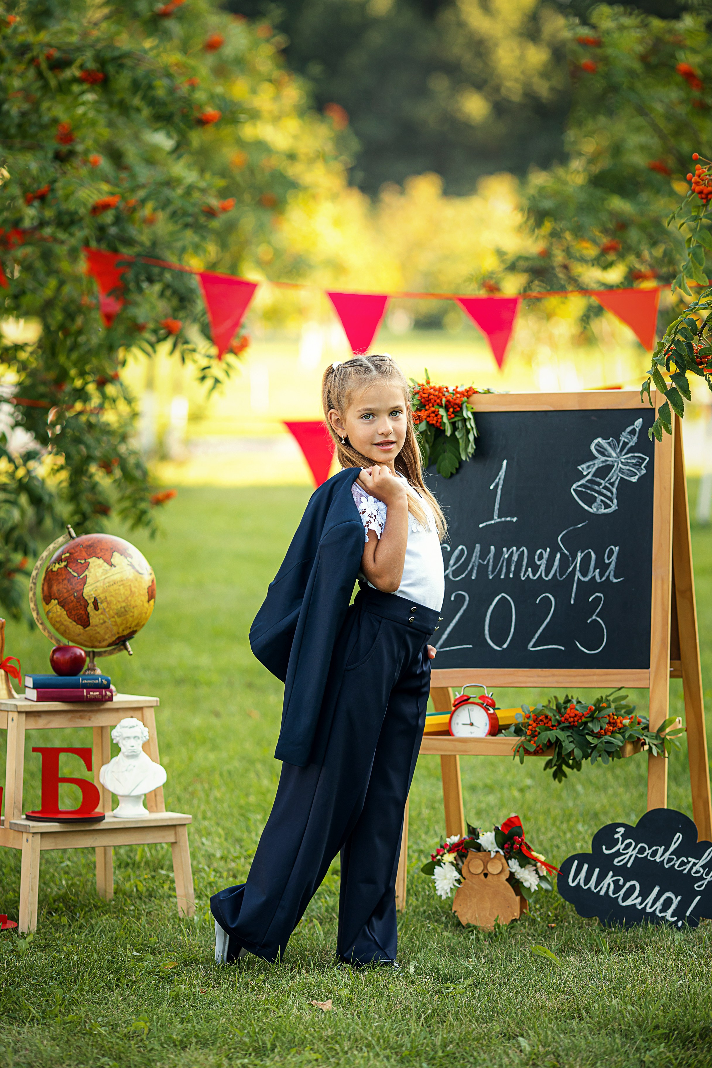 Фотопроект «Здравствуй, школа!». Фотокомпания «Алые паруса» выпускные альбомы Москва и МО