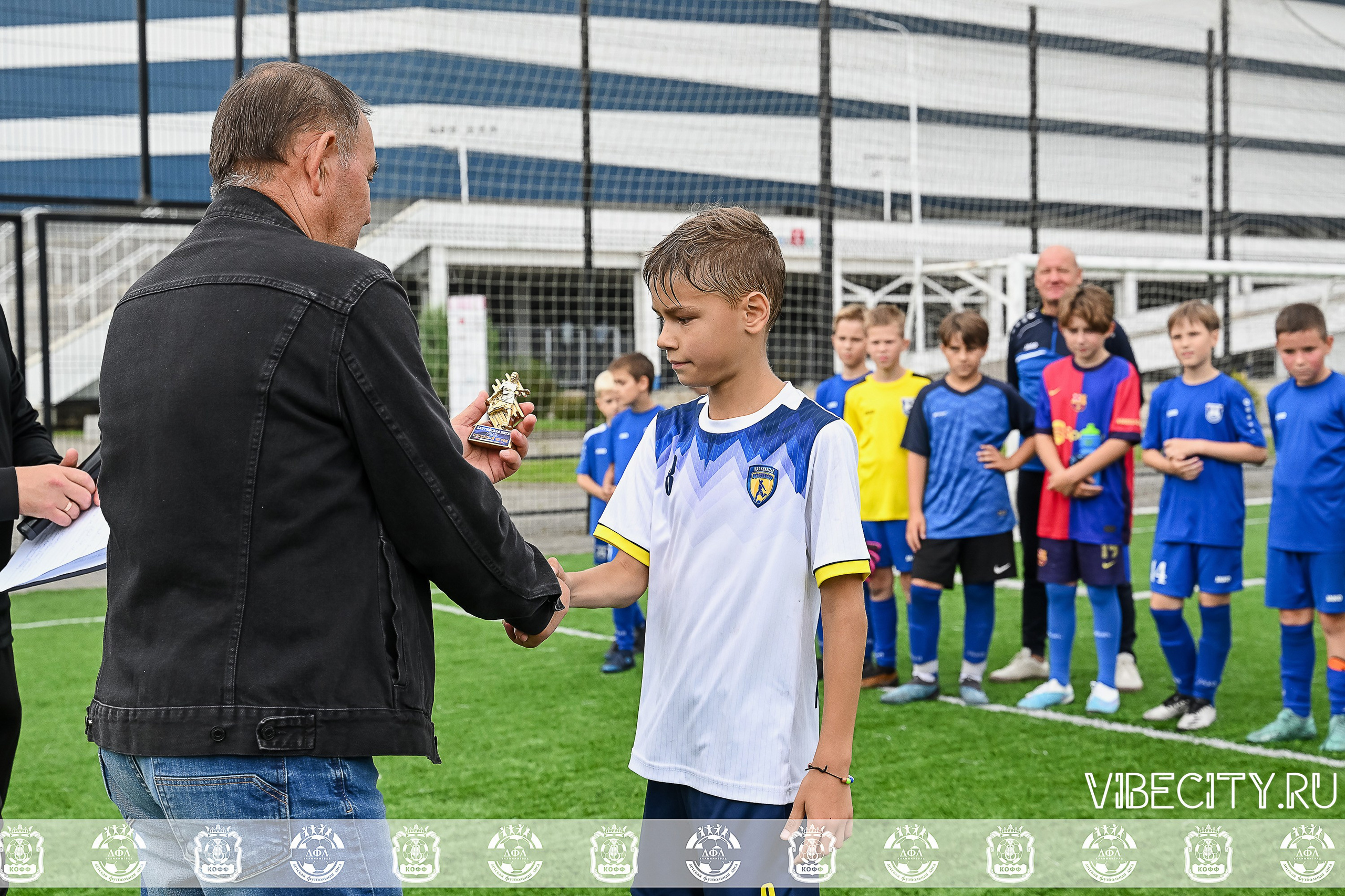 Калининградская Детская Футбольная Лига. VIBECITY.RU Вайб Сити Ру Фоторепортажи Фотоотчеты Калининград