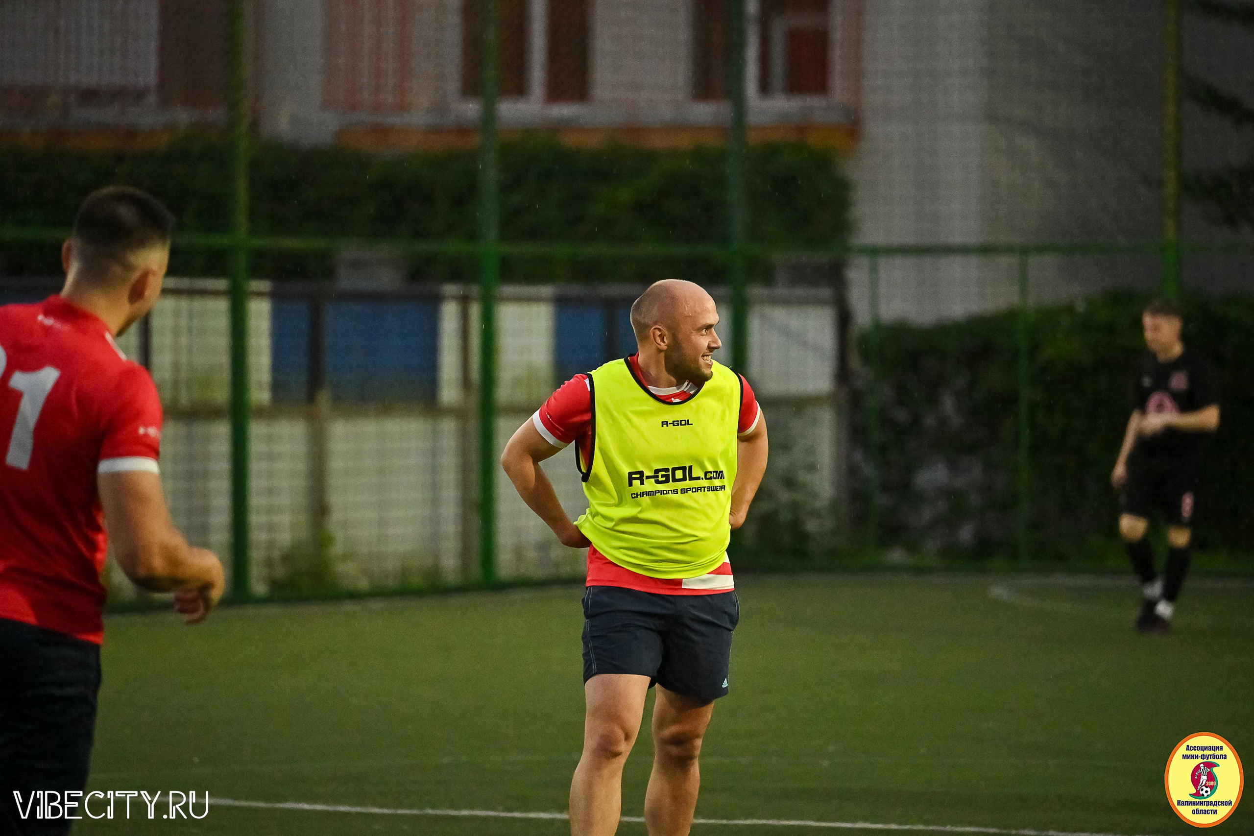 ИГРЫ МИНИ-ФУТБОЛЬНОЙ И КОРПОРАТИВНОЙ ЛИГИ. VIBECITY.RU Вайб Сити Ру Фоторепортажи Фотоотчеты Калининград