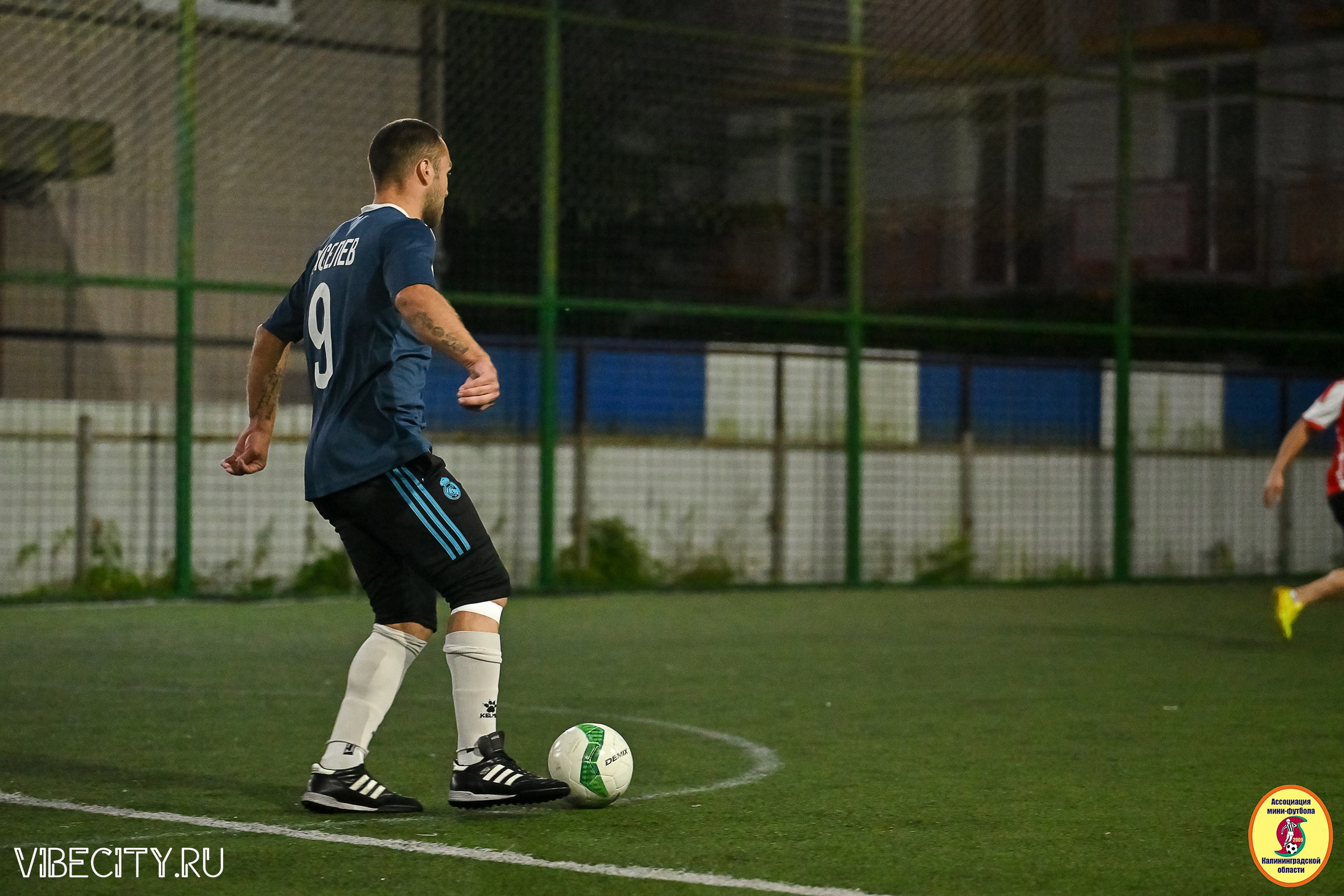 ИГРЫ МИНИ-ФУТБОЛЬНОЙ И КОРПОРАТИВНОЙ ЛИГИ. VIBECITY.RU Вайб Сити Ру Фоторепортажи Фотоотчеты Калининград