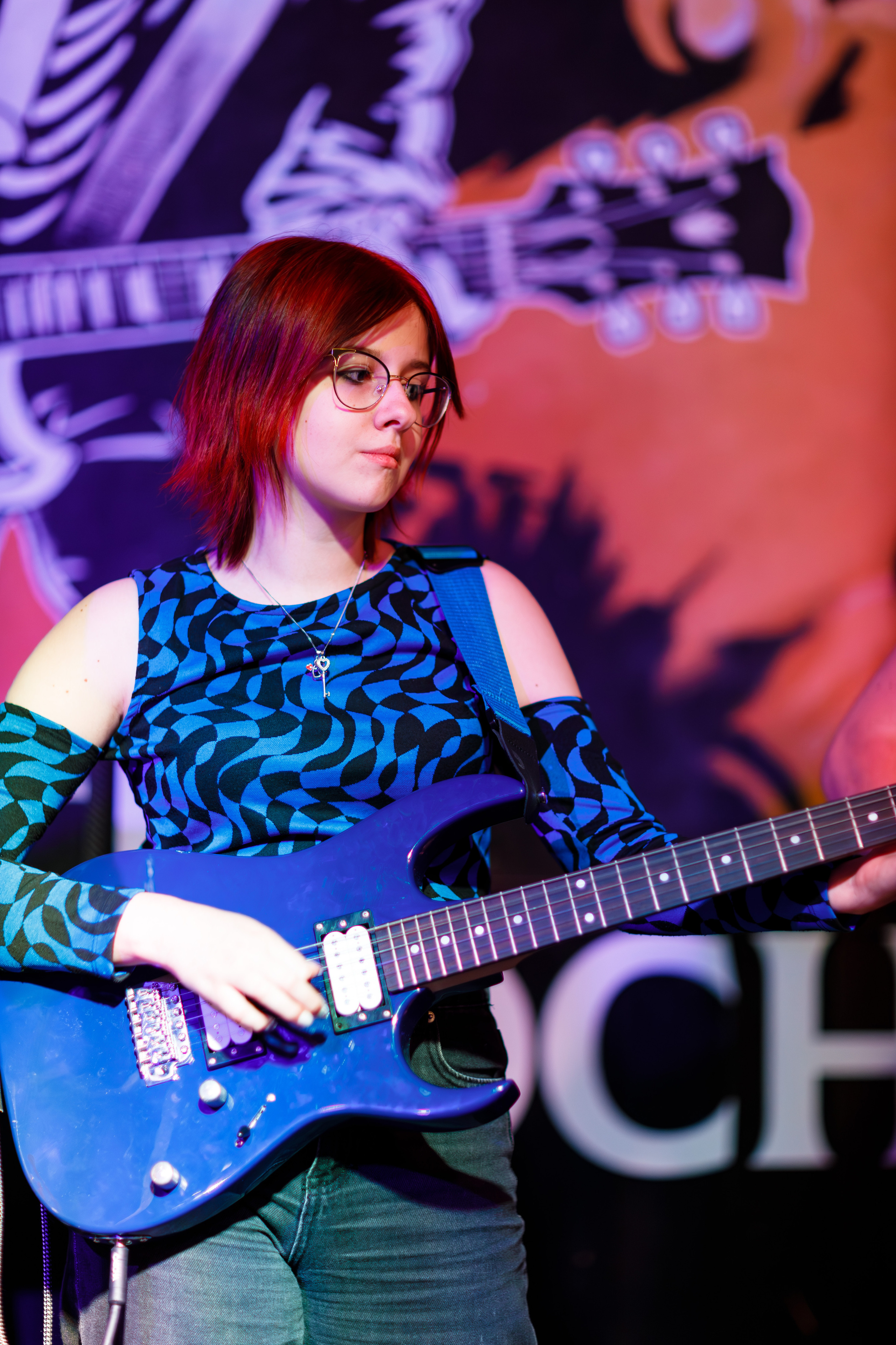 Выпускной в Нешколе Гитары в Сочи в баре Харатс