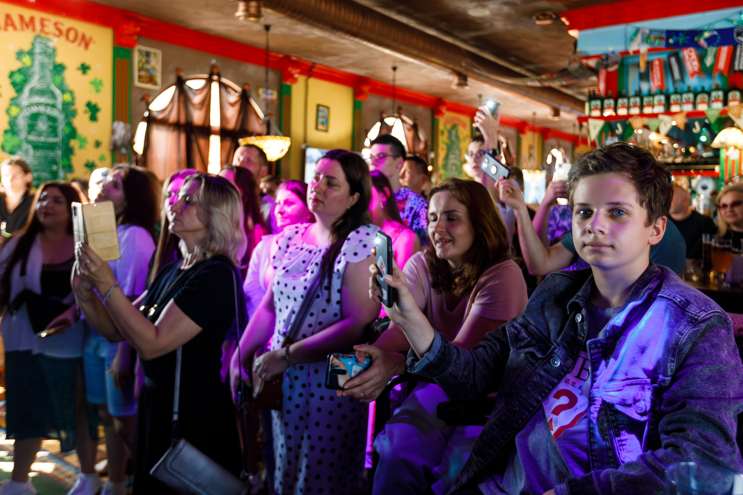 Выпускной в Нешколе Гитары в Сочи в баре Харатс