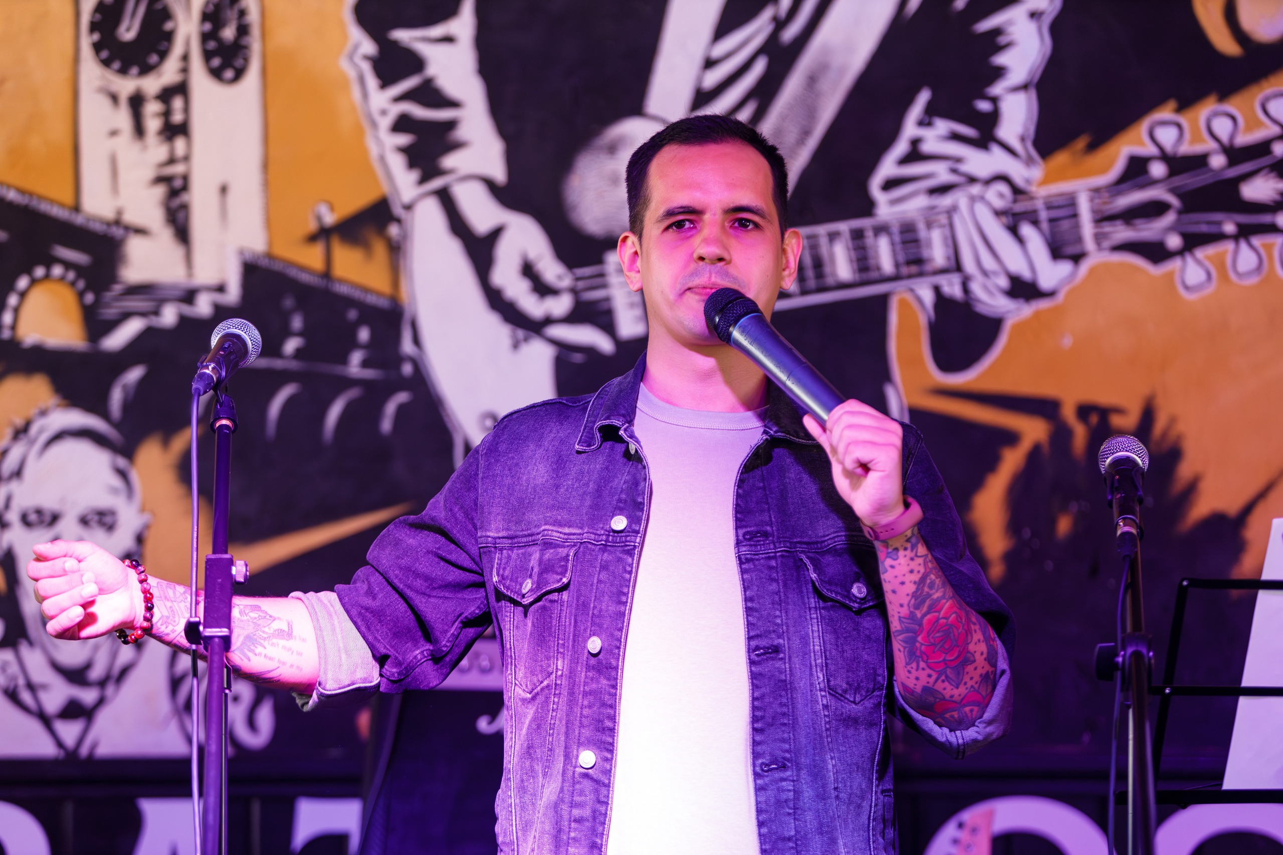 выпускной не школы гитары в баре Харатс