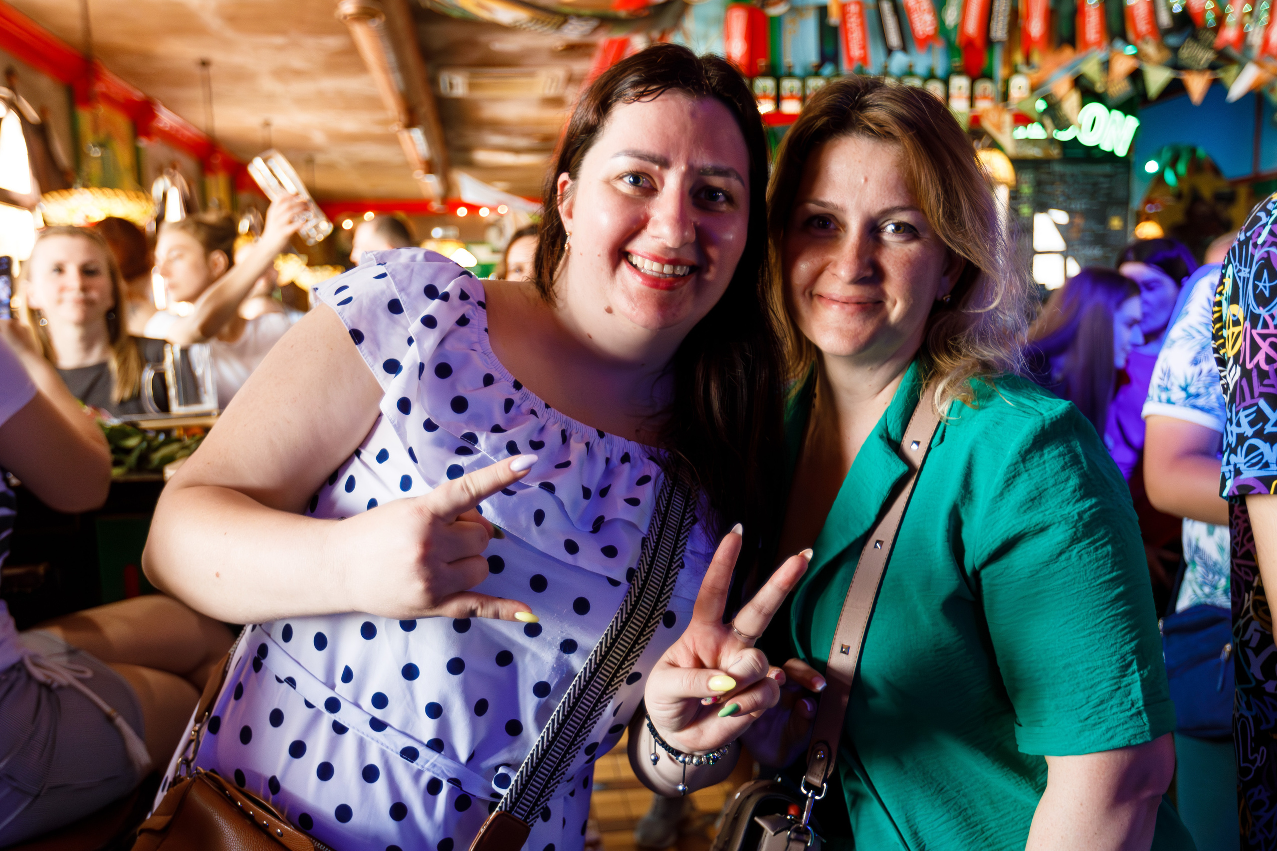 Выпускной в Нешколе Гитары в Сочи в баре Харатс