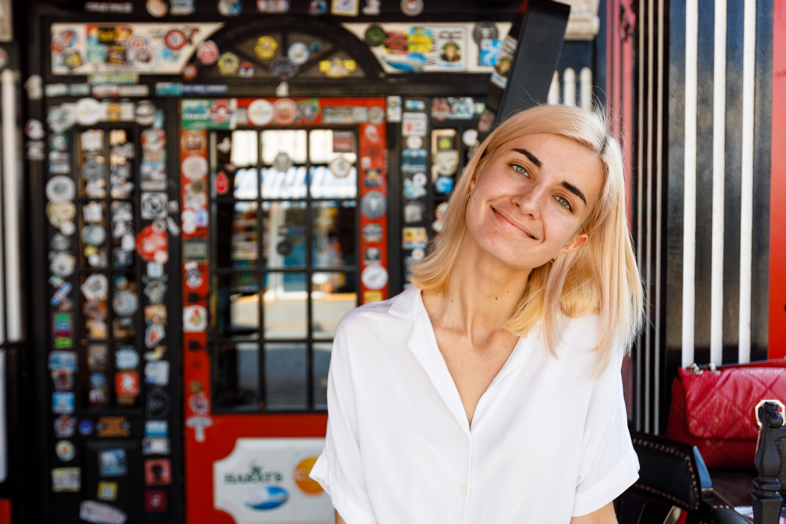 Бар Харатс на набережной в Сочи