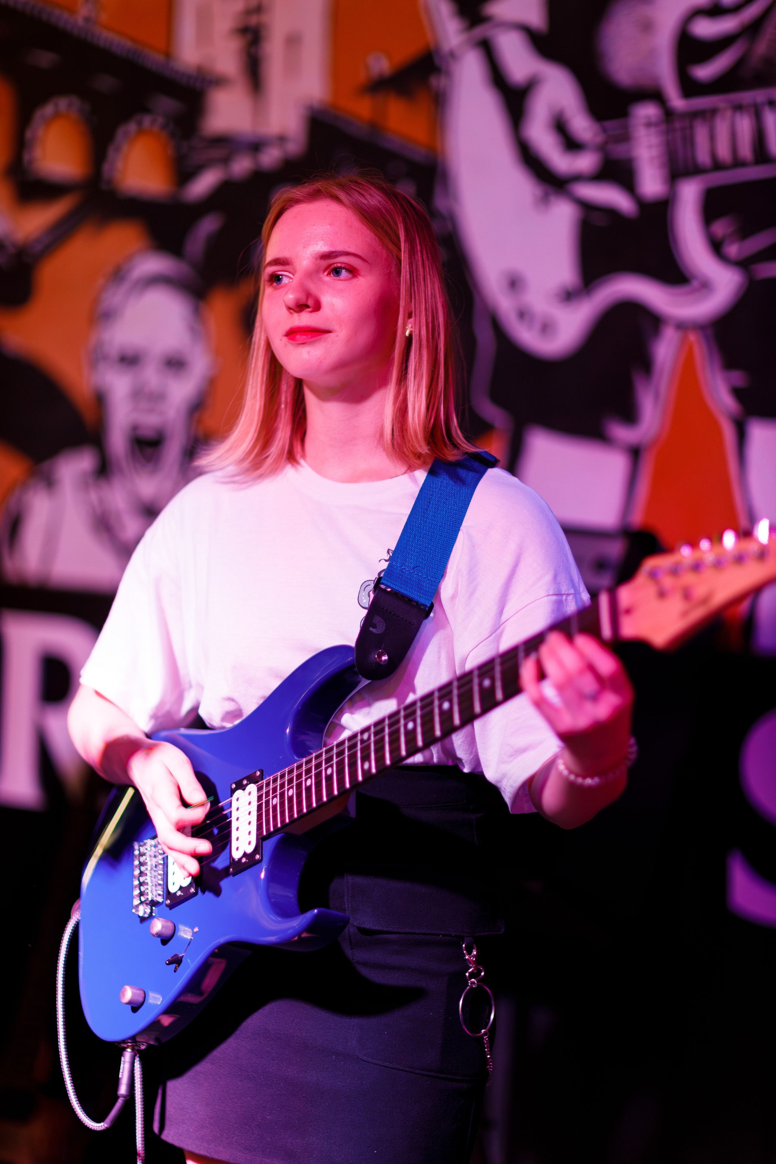 Выпускной в Нешколе Гитары в Сочи в баре Харатс