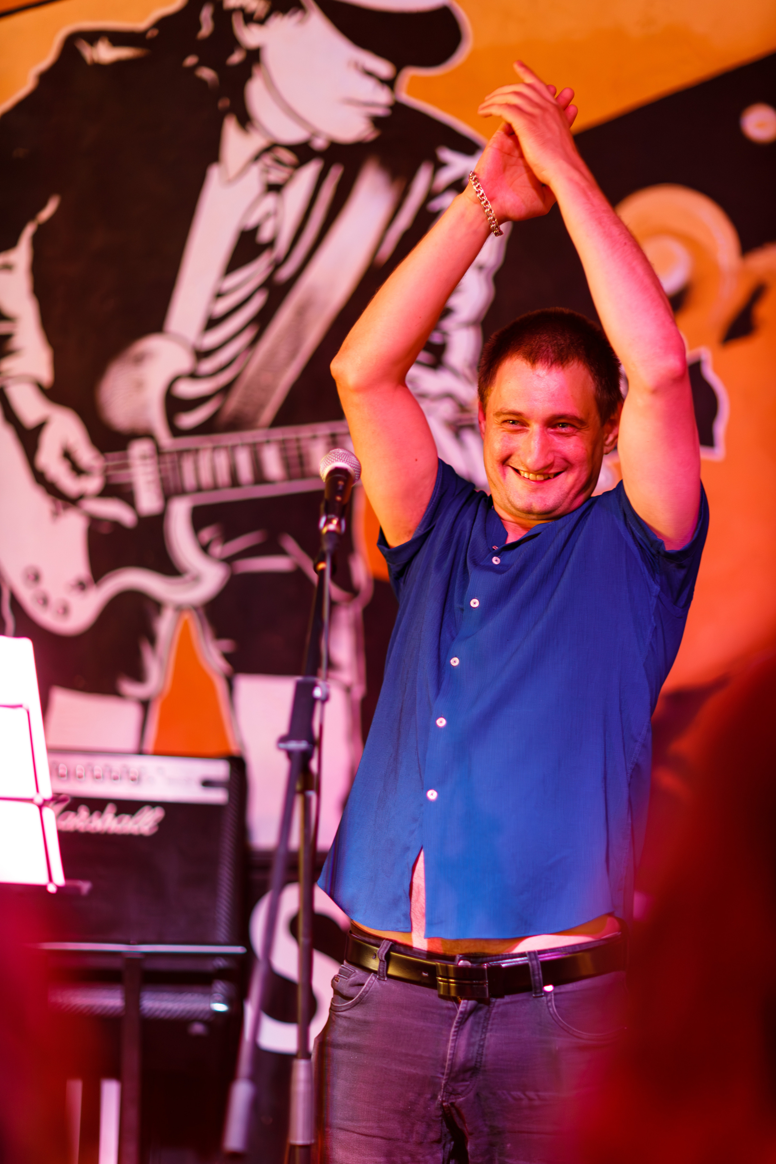 Выпускной в Нешколе Гитары в Сочи в баре Харатс