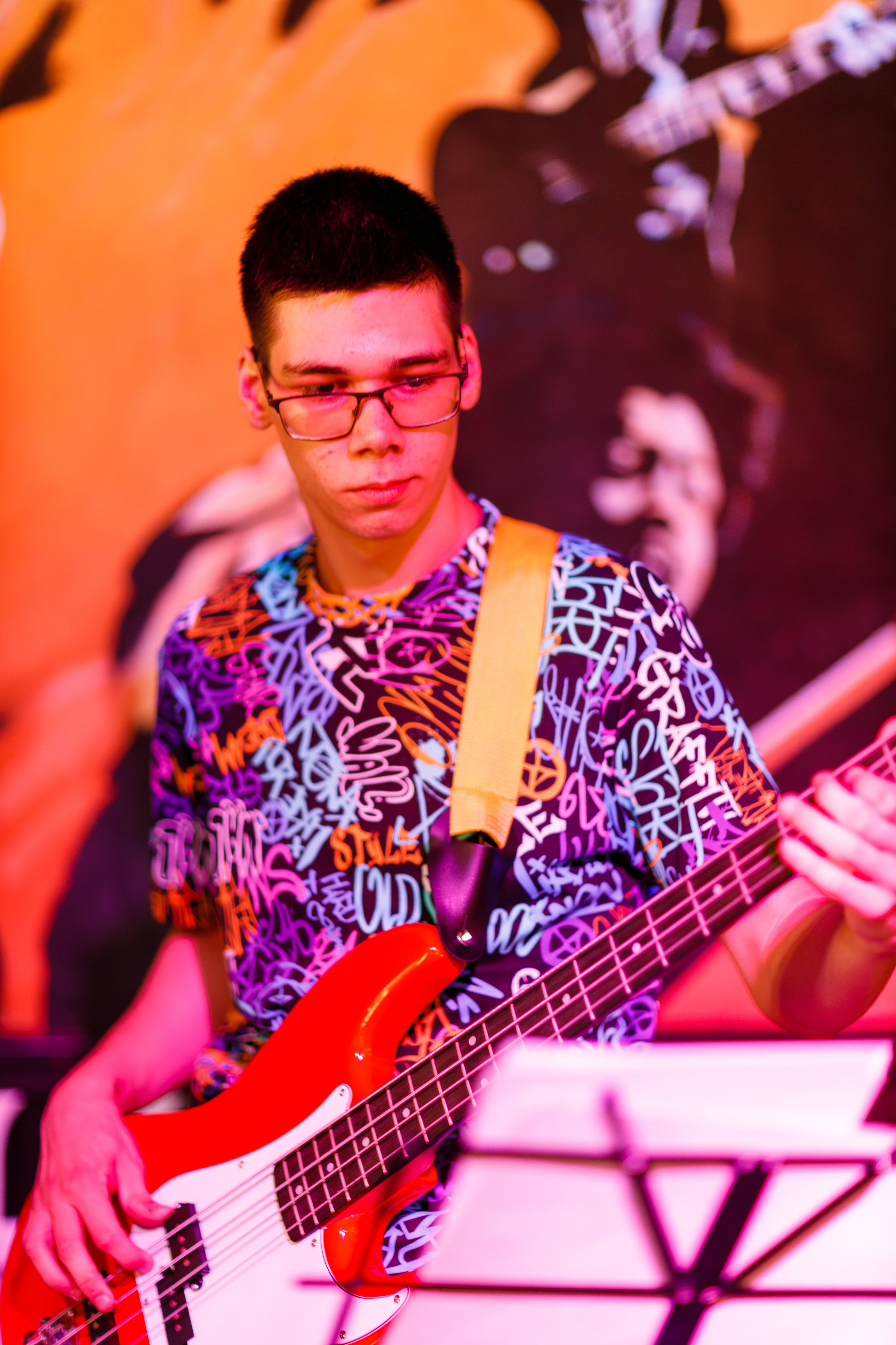 выпускной не школы гитары в баре Харатс в Сочи