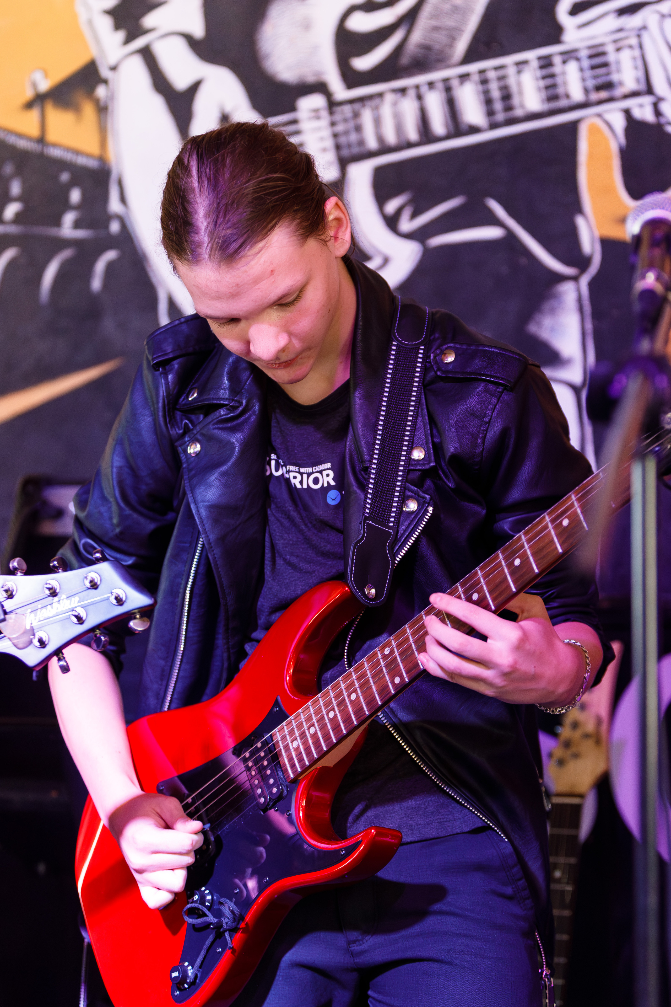 выпускной не школы гитары в баре Харатс в Сочи