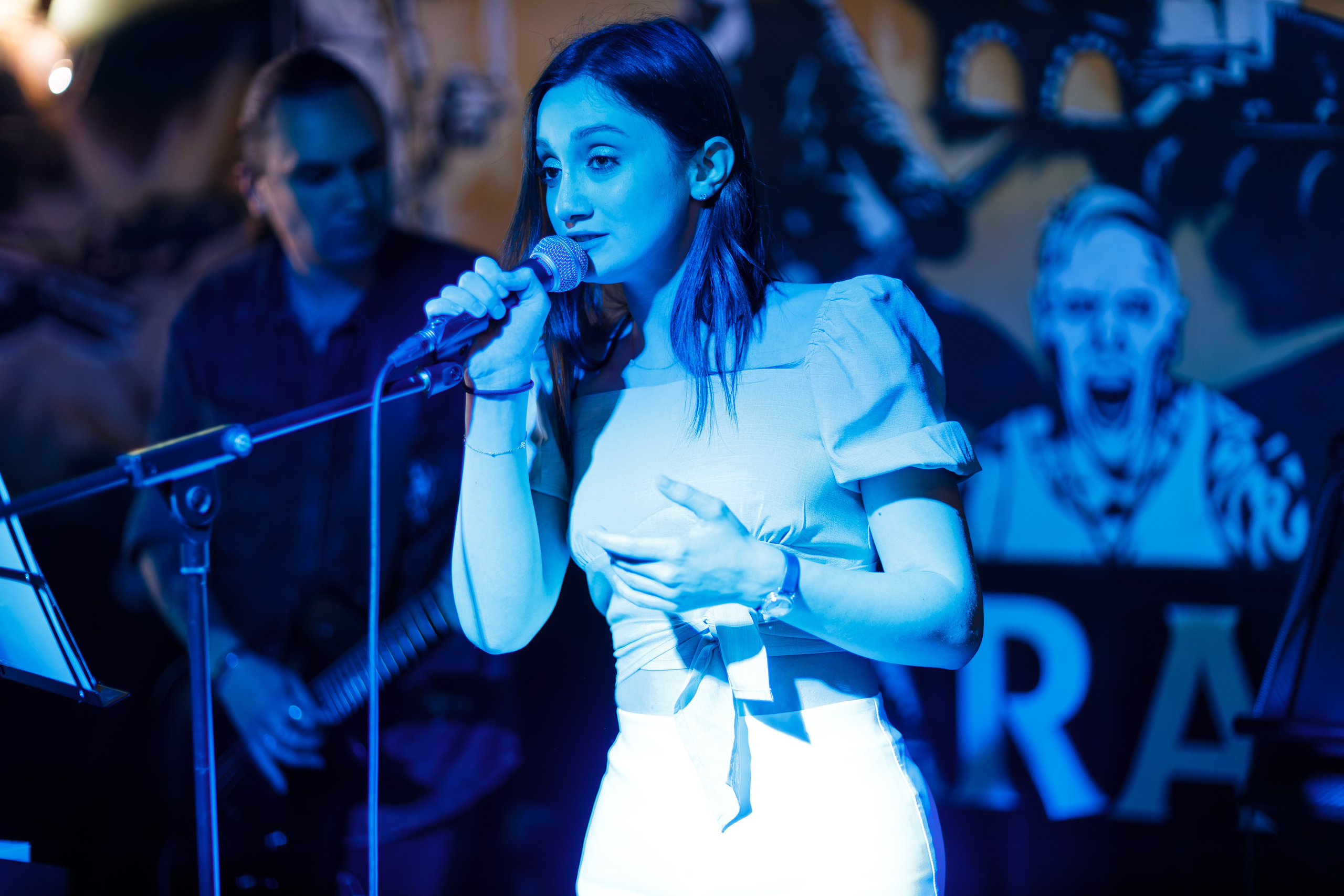 Выпускной в Нешколе Гитары в Сочи в баре Харатс