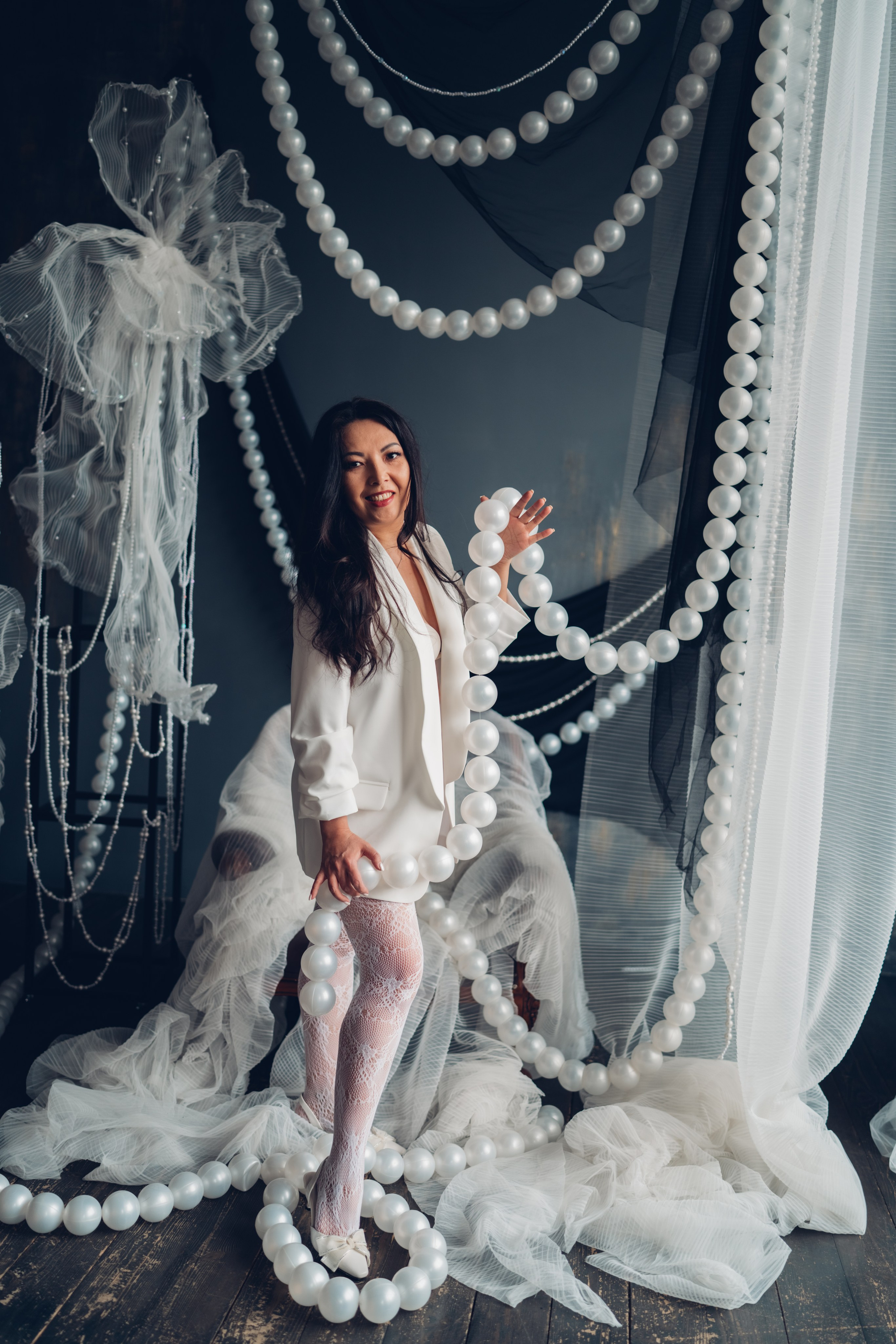 Пока девочки маленькие бусы всегда будут большими…. Профессиональный детский и семейный фотограф в Москве Диля Грошева