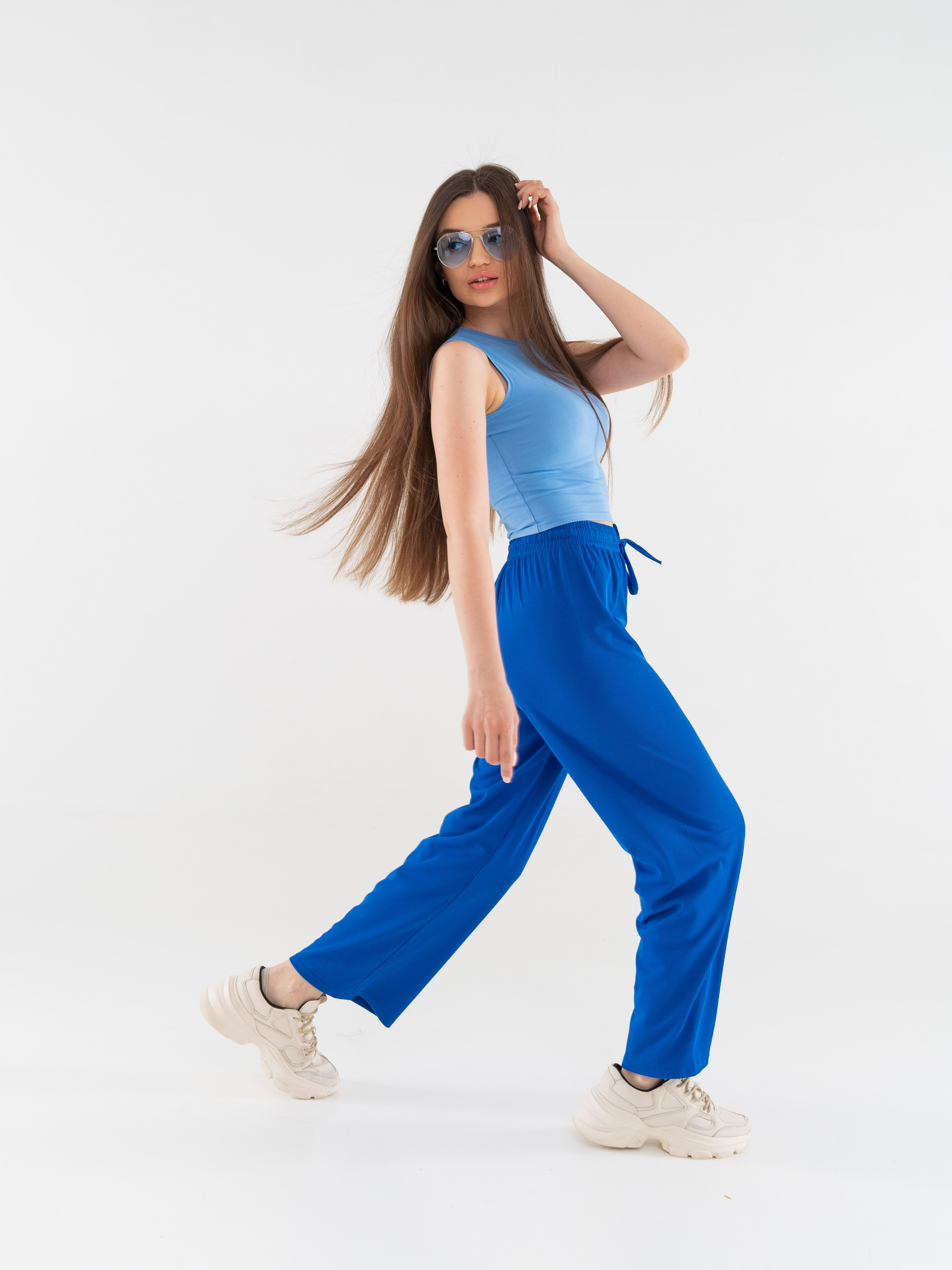 Евгения — модель для маркетплейсов. ТМ Продакшн — Съемка для маркетплейсов в Москве