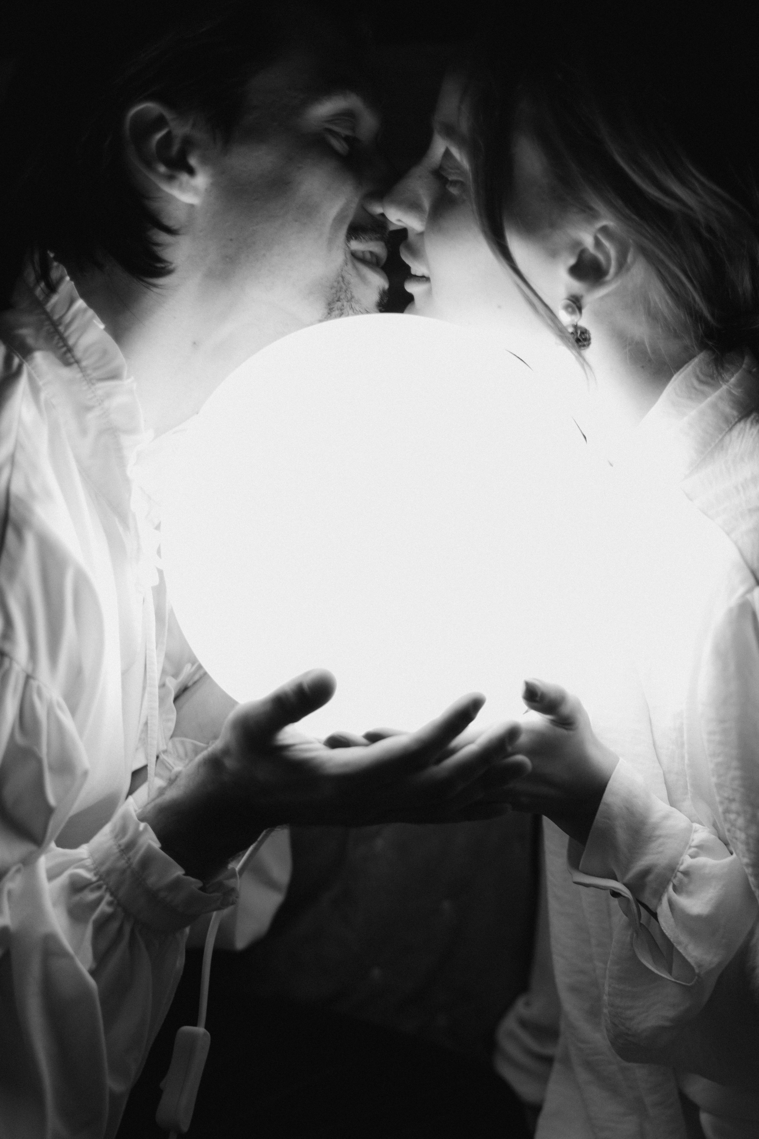 Фотосессия в съёмной квартире в сердце Питера с винтажными нотками. Свадебный фотограф Беларусь Ольга Козыренко