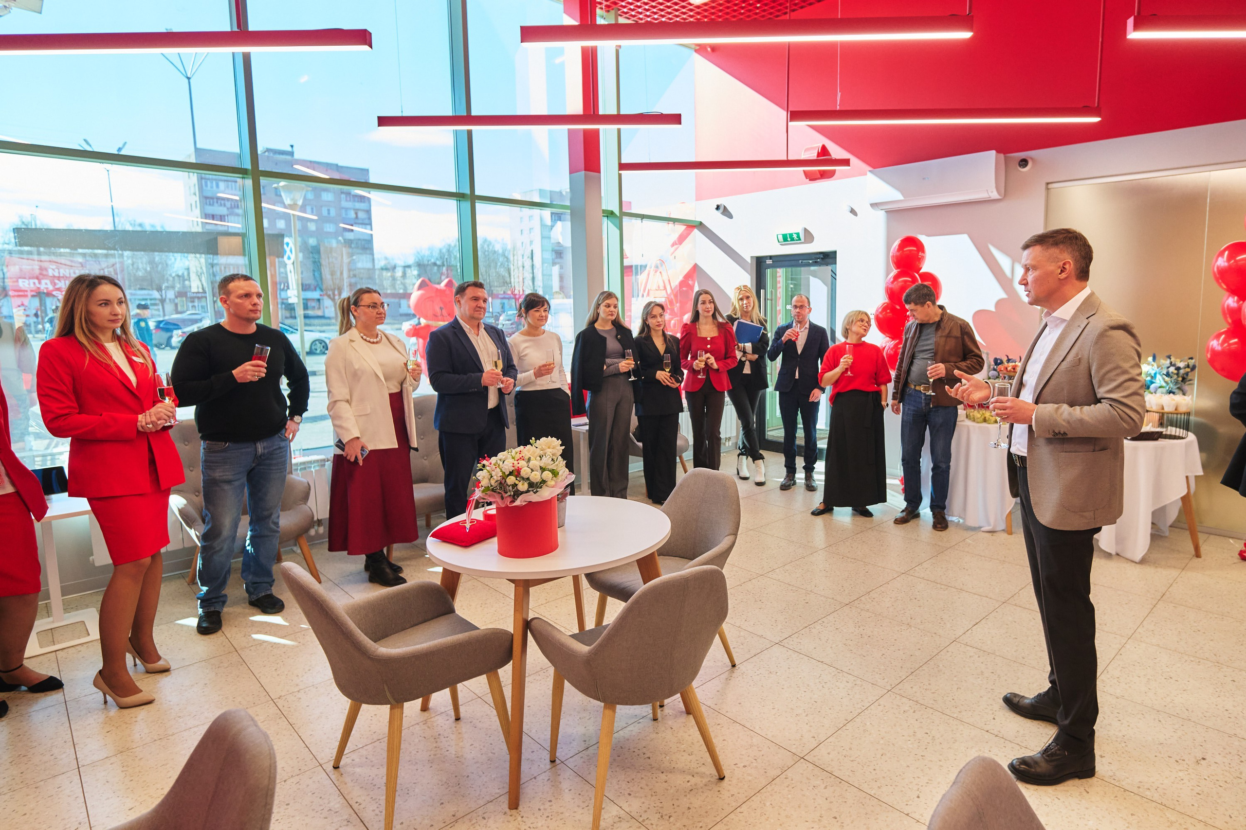 Альфа банк г. Иваново — открытие второго отделения. Фотограф в Иваново: Каталожная съемка одежды и постельного белья, Wildberries