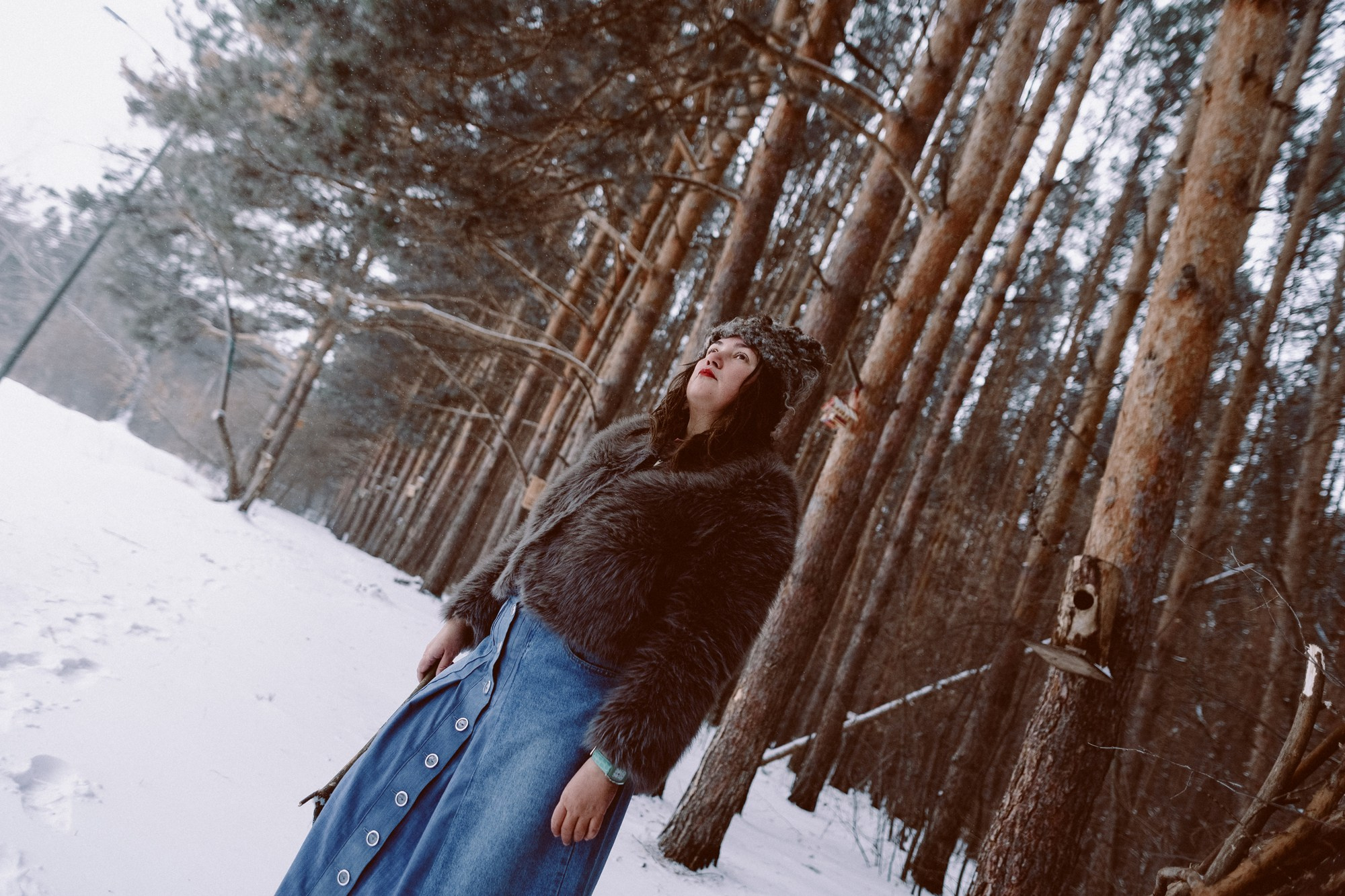 Зимняя фотосессия в Затюменском парке (Тюмень) | Художественная съемка от Daria Mars. Портретный фотограф Тюмень Дарья Мустафина