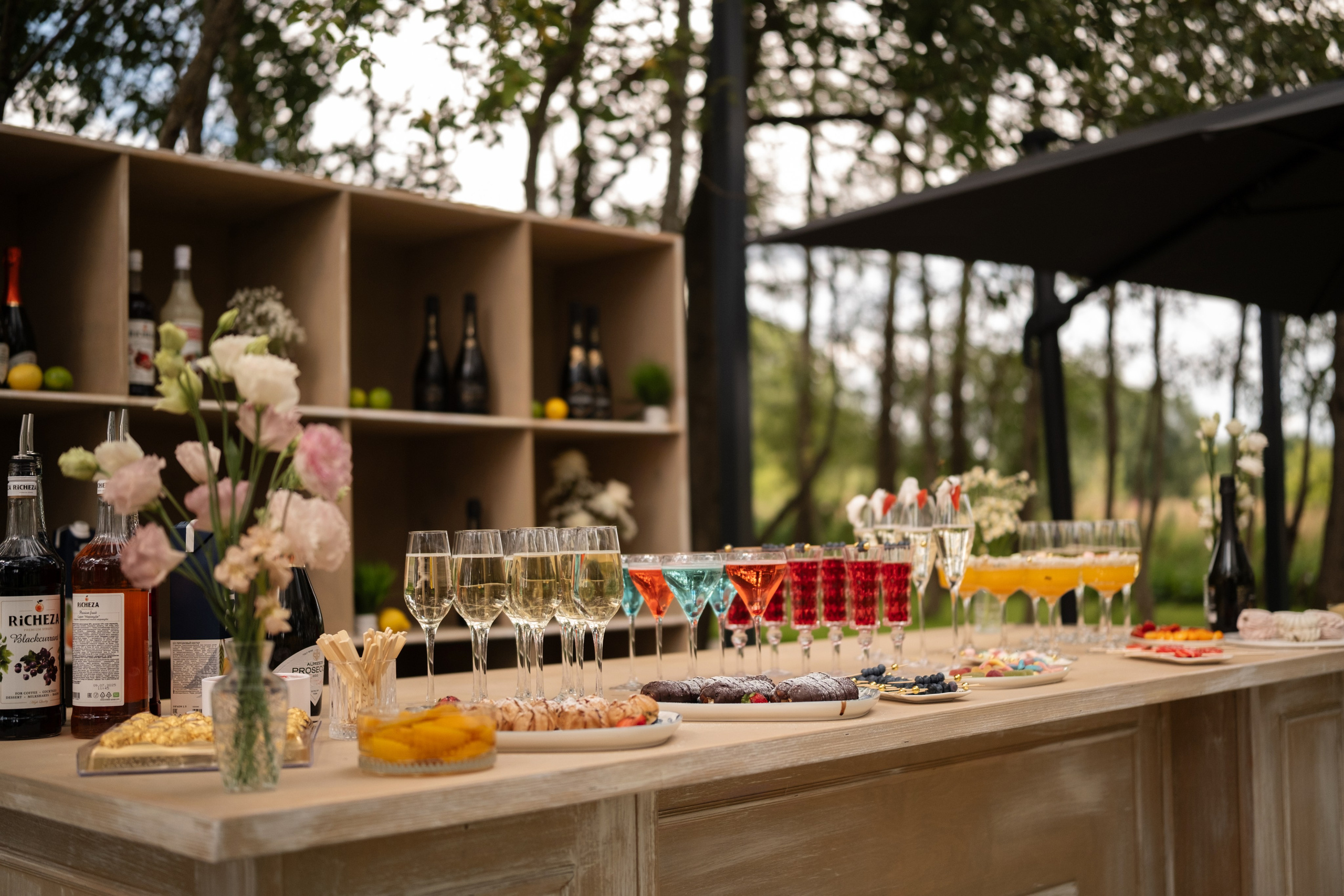 Лучшие свадебные площадки Москвы: ТОП 6 мест, где сбываются мечты. Свадебный и семейный фотограф Москва, Звенигород, Одинцово, Можайск,