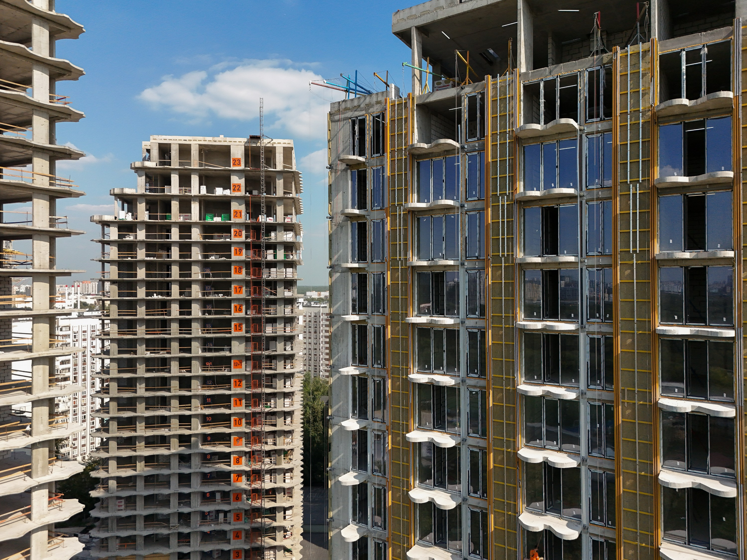 Архитектура и недвижимость. Ход строительства. Съемка с дрона. Профессиональное решение для частных лиц и бизнеса