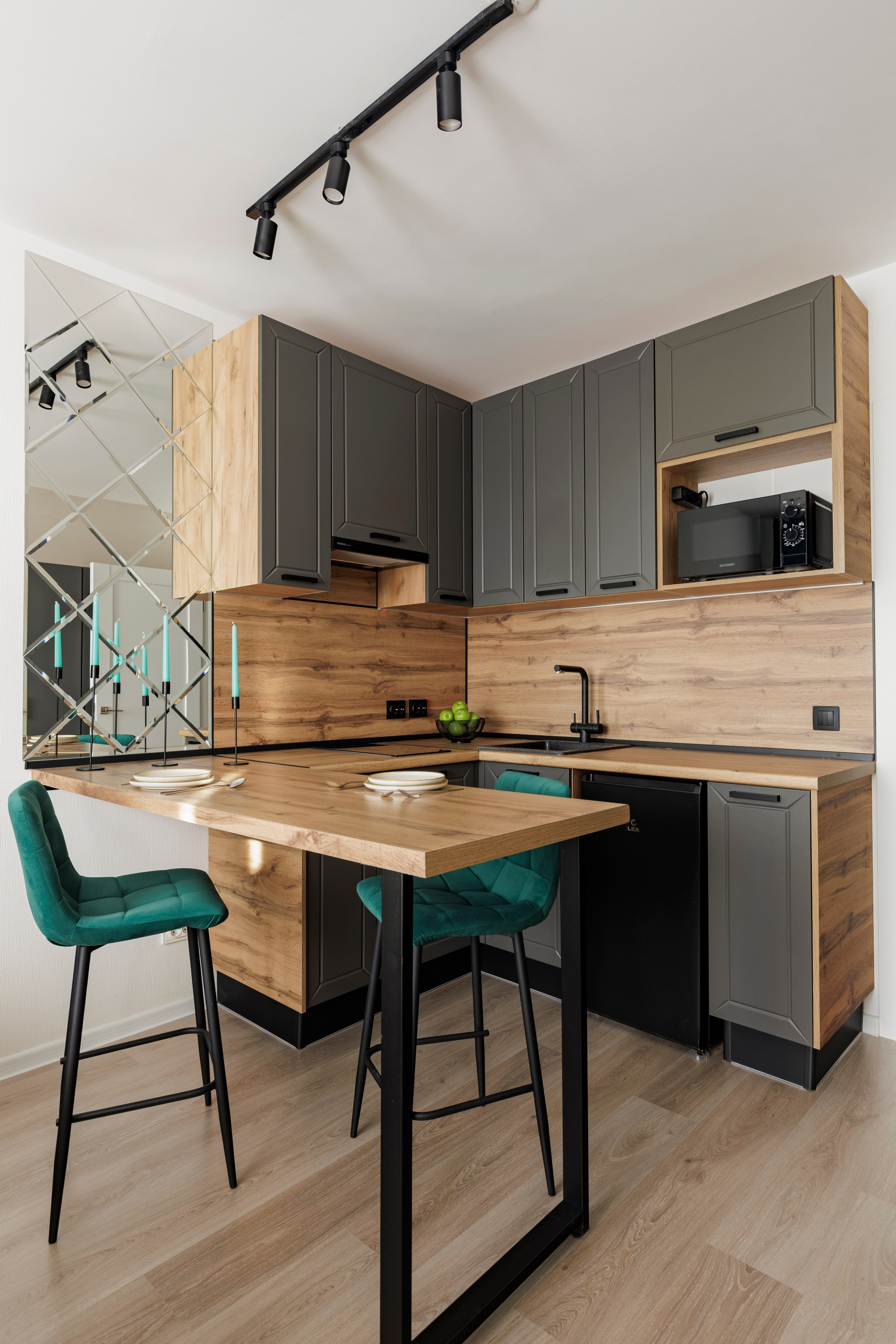 Фотограф интерьера, мебели и портрета в Санкт-Петербурге