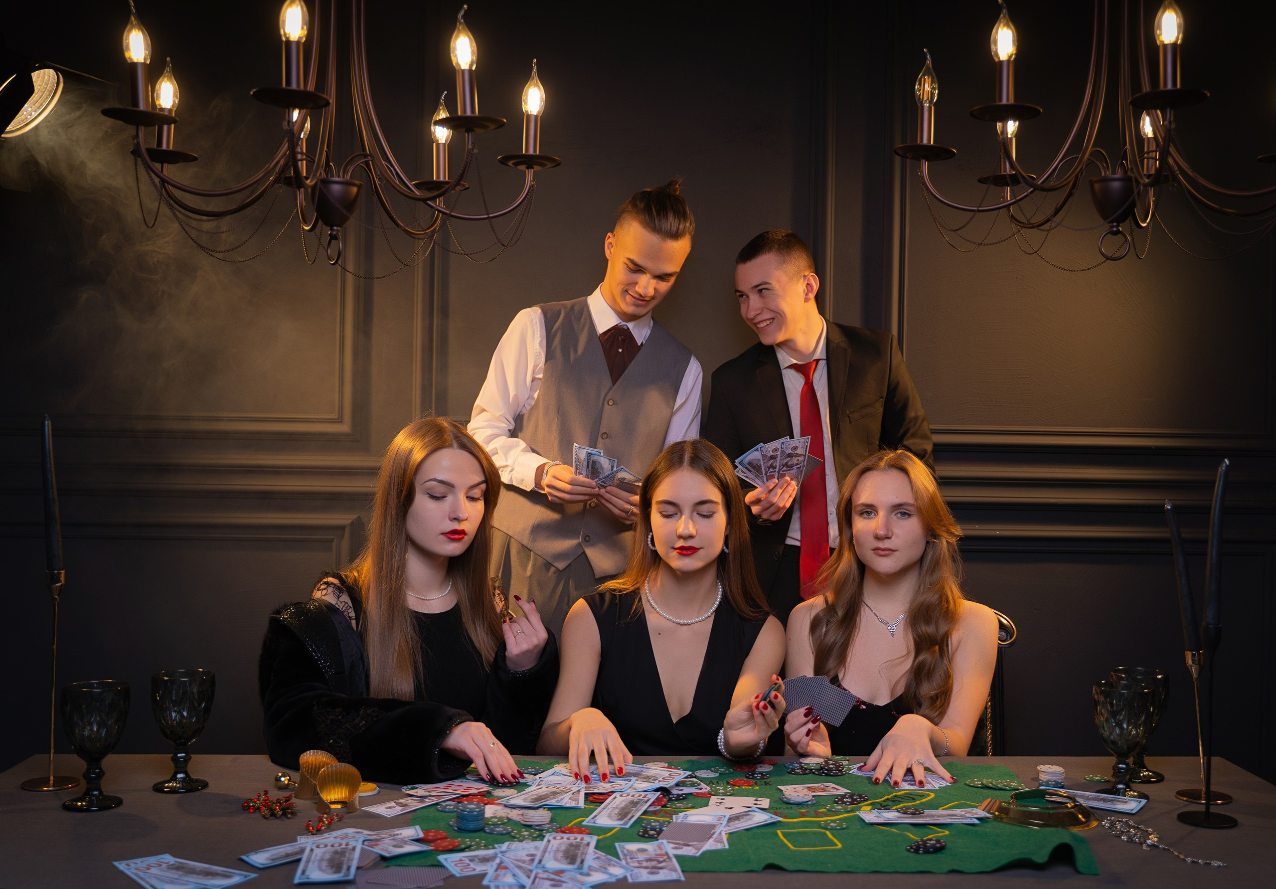 Тематическая студийная фотосессия для выпускных альбомов Жанна Бакунович