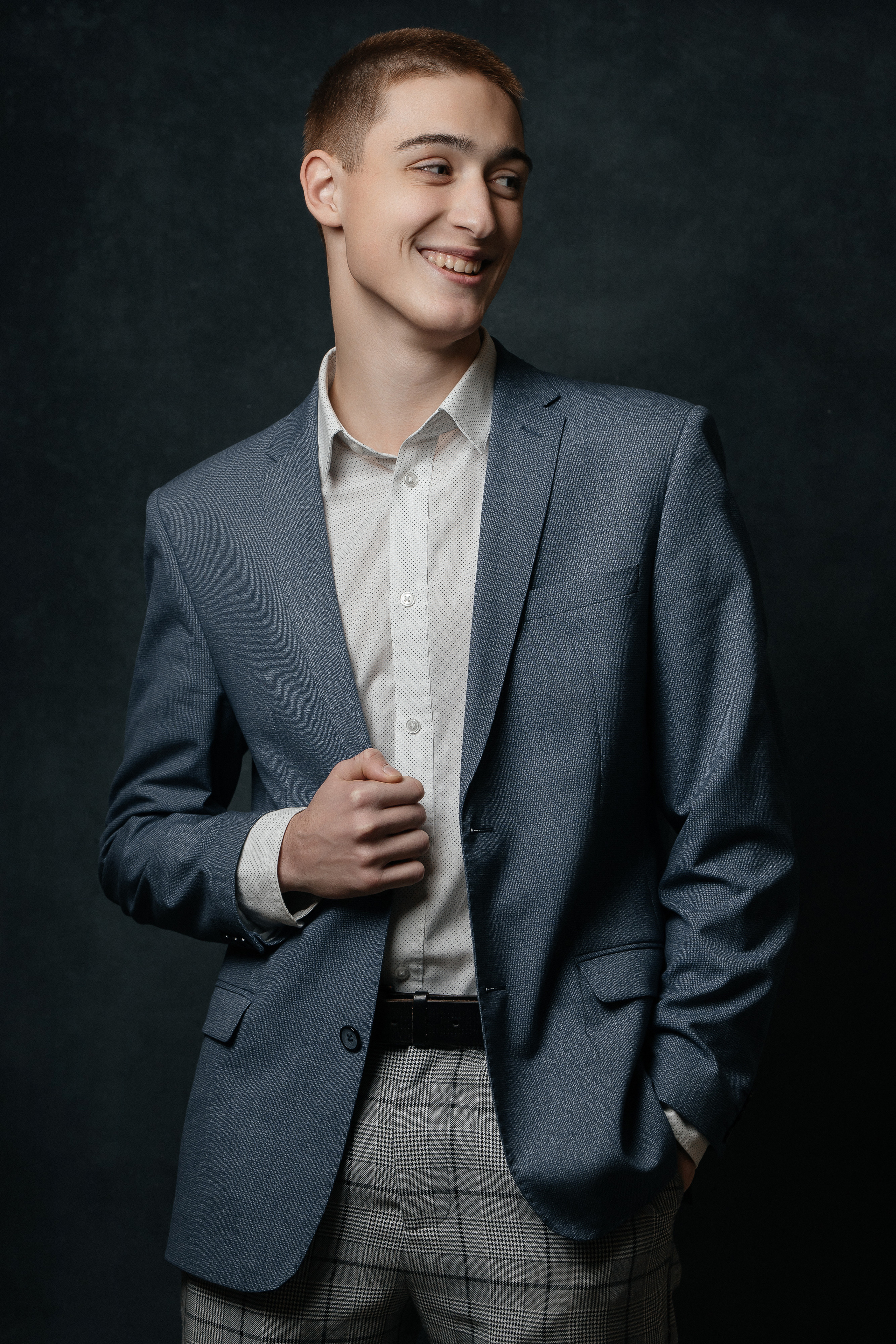 Выпускной альбом. Фотограф Денис Голубев