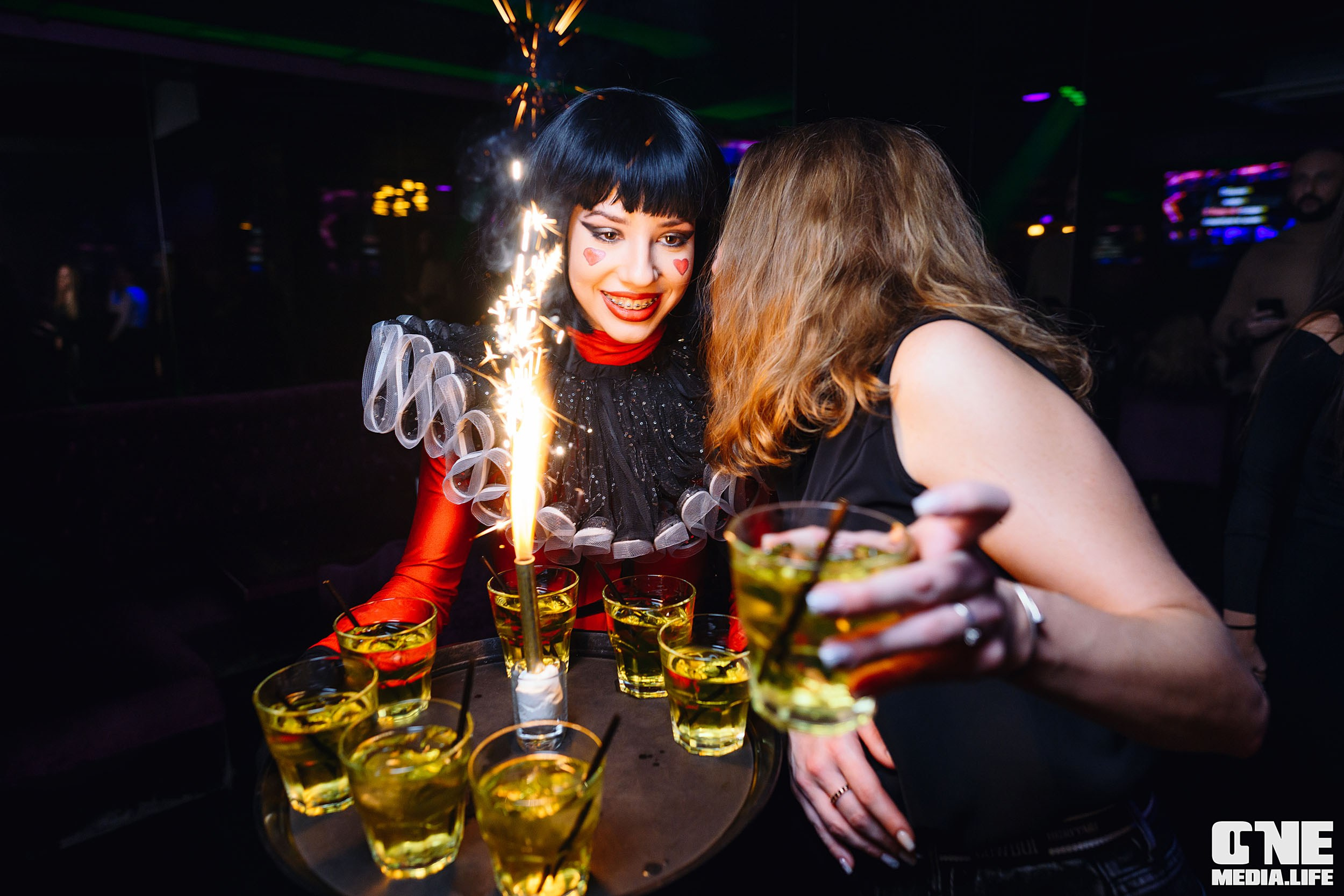 Фоторепортаж из караоке-клуба Эйфория. One Media Life: фоторепортажи, фотоотчеты с мероприятий и заведений