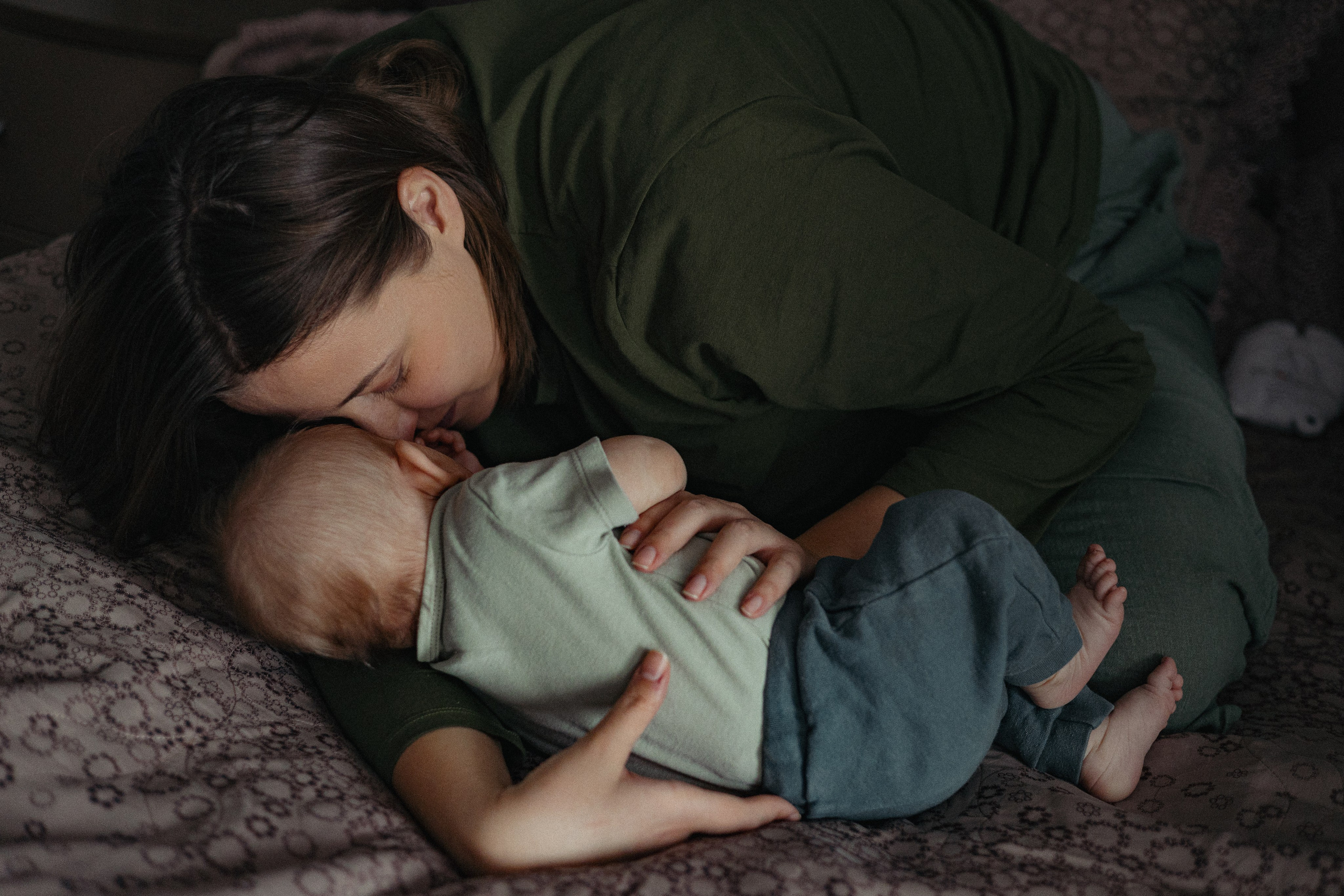 Домашняя семейная фотосессия с малышом. Портретный и семейный фотограф в Москве Мария Рослякова