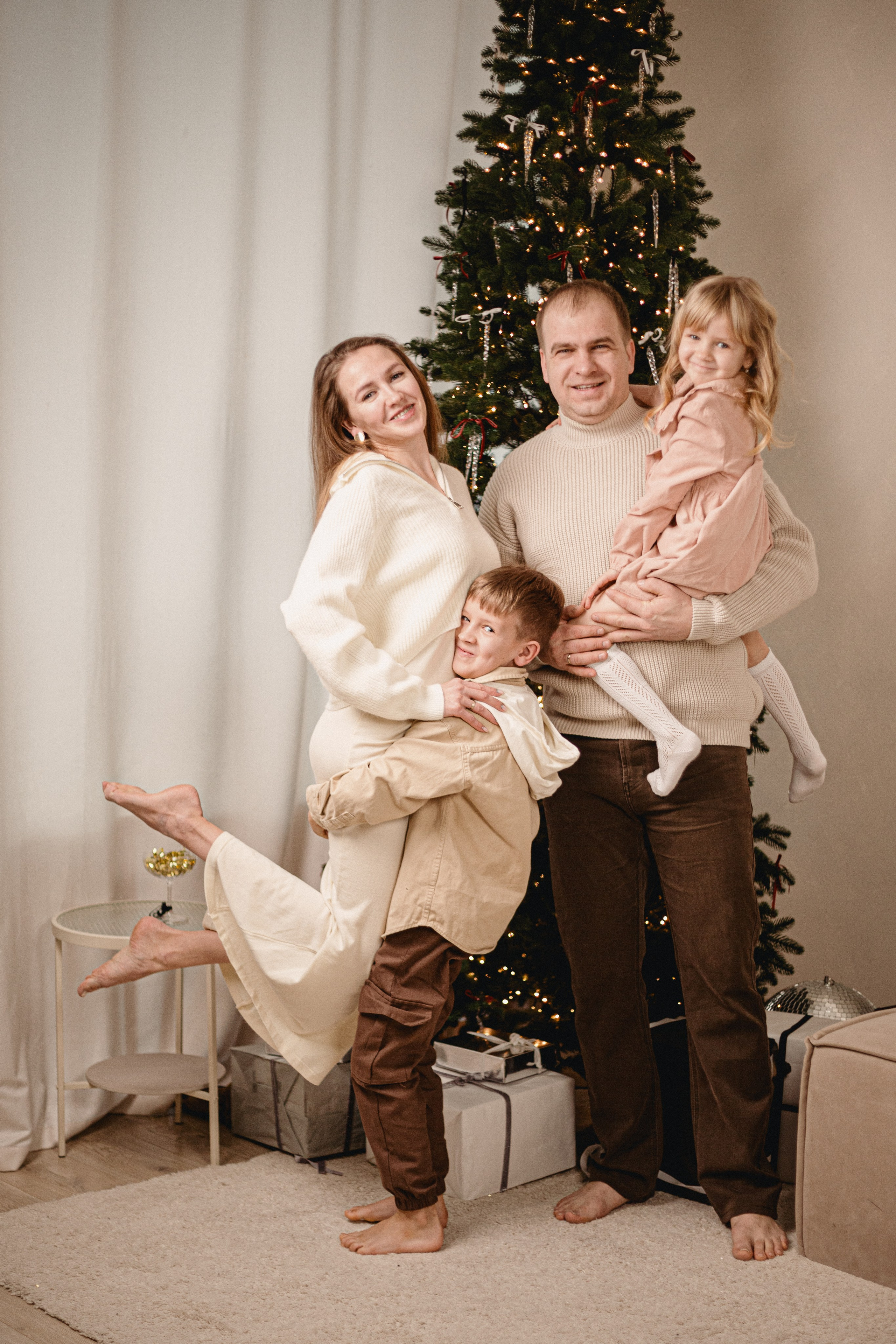 Новогодние. Арт-фотограф Крис Л. в Тобольске: портрет, семейные, свадьбы