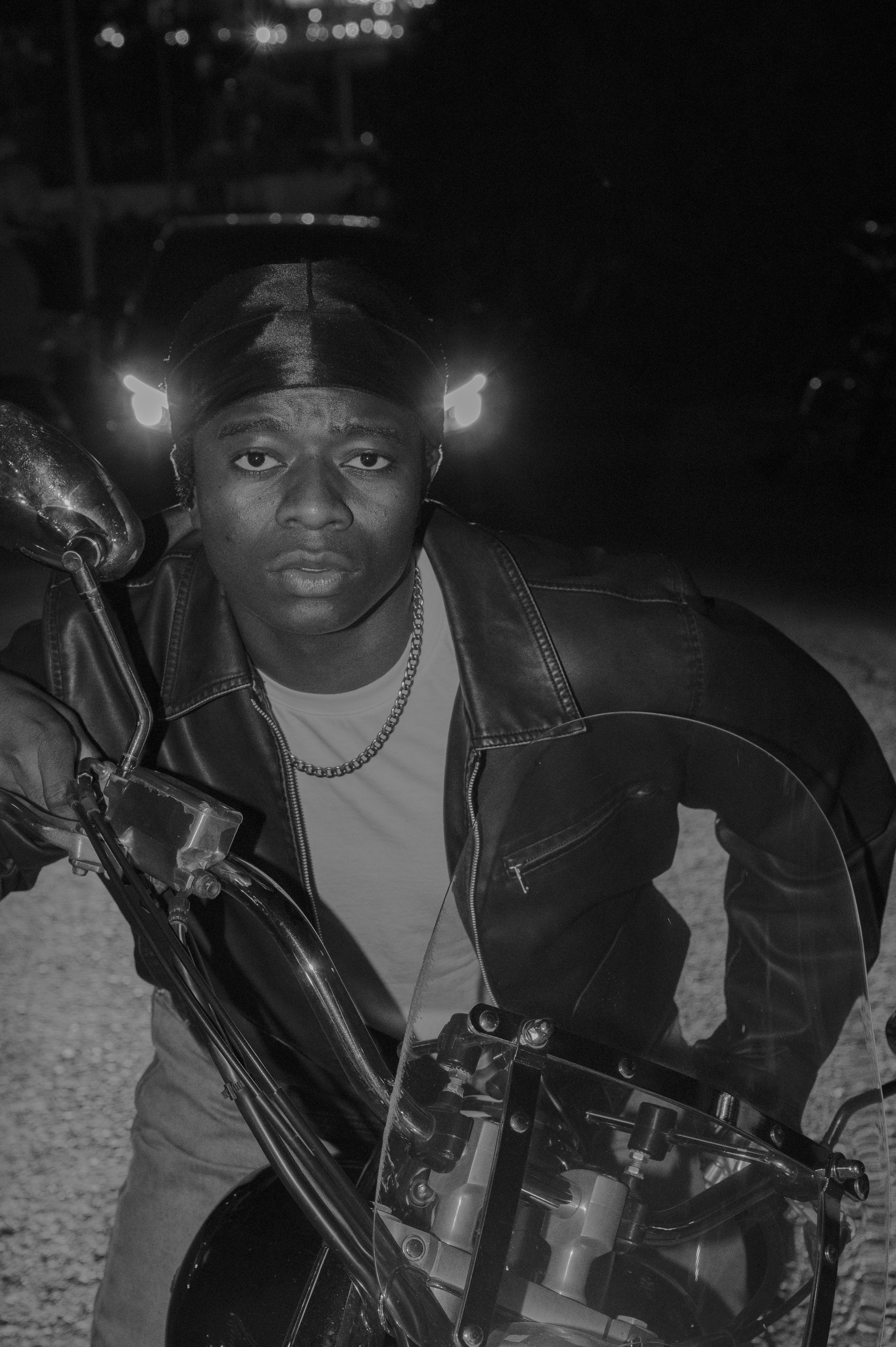 Новосибирск. Коммерческий фотограф для маркетплейсов Wildberries и Ozon в Новосибирске — фото и видео для брендов