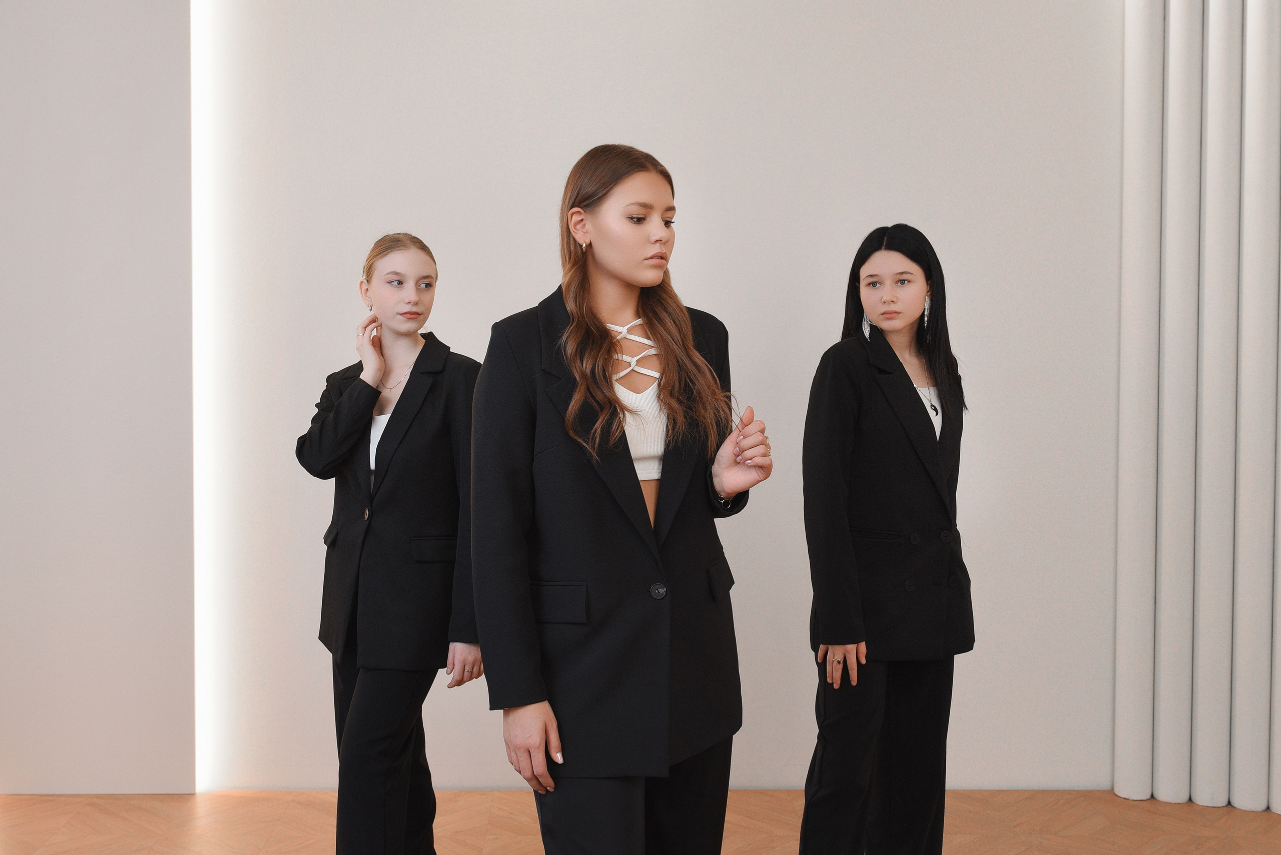 #43 11 а. Выпускные альбомы в Кургане, Твой альбом, Книга