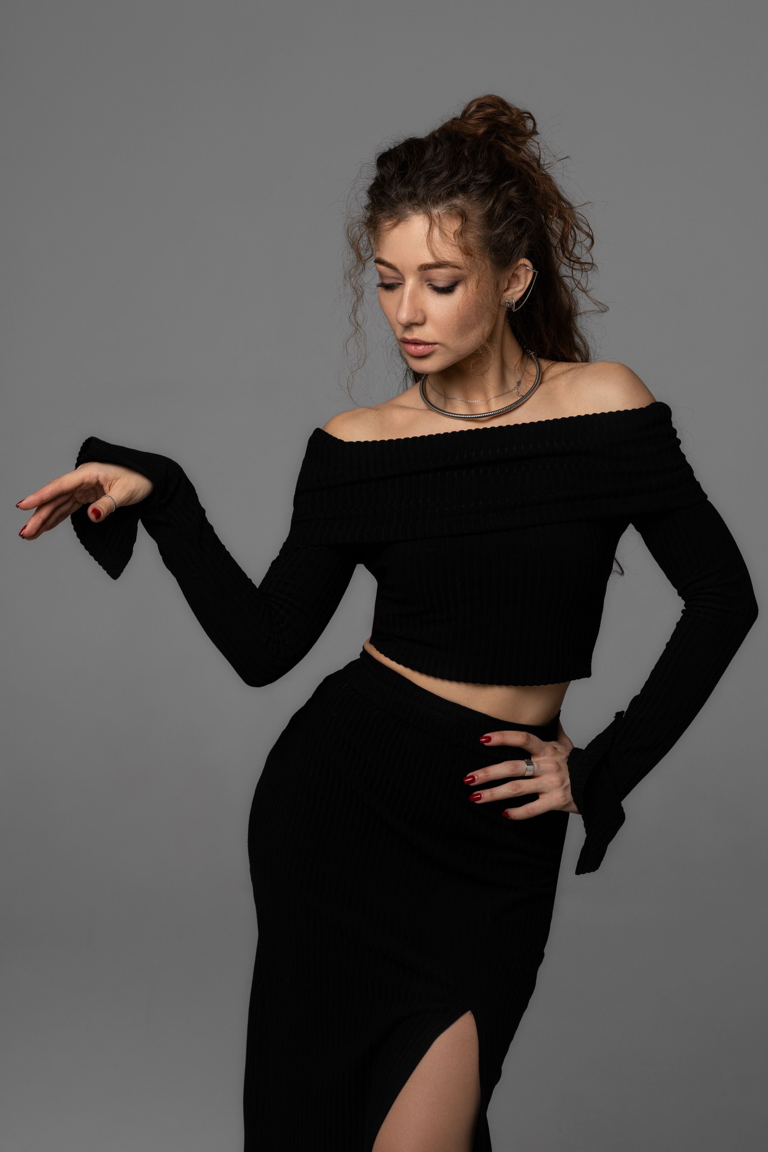 Студийная съемка на циклораме с испульсным светом с Дианой для «себя». Дмитрий Шульгин, портретный фотограф в Воронеже