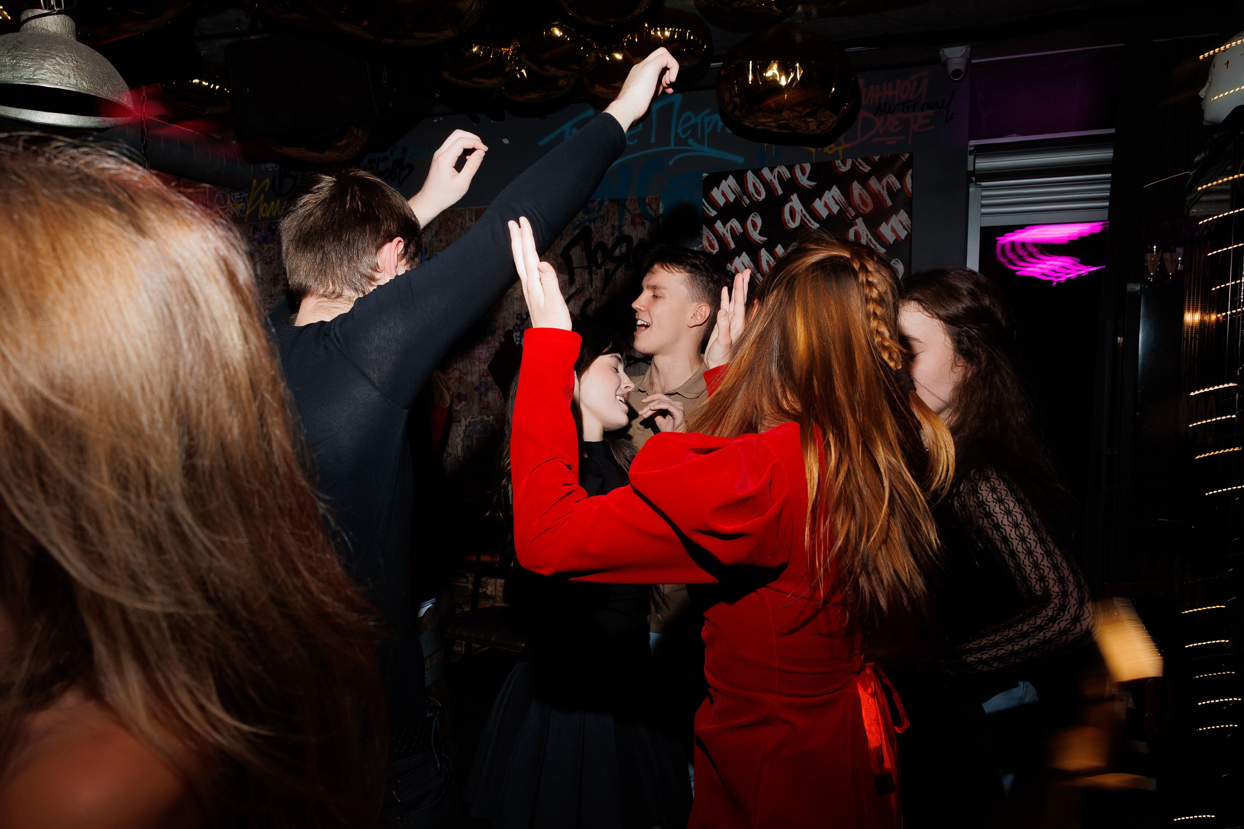 VINOTEKA BAR x MAGAZ. СВОИ. ФОТООТЧЕТЫ-СОБЫТИЯ-МЕСТА