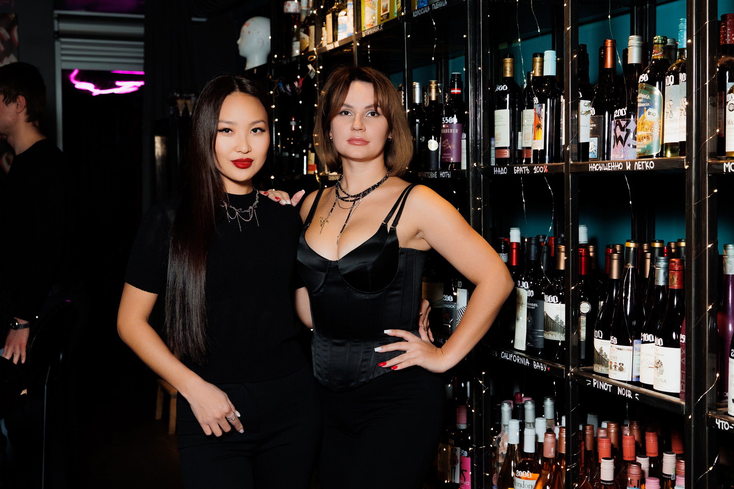 VINOTEKA BAR x MAGAZ. СВОИ. ФОТООТЧЕТЫ-СОБЫТИЯ-МЕСТА