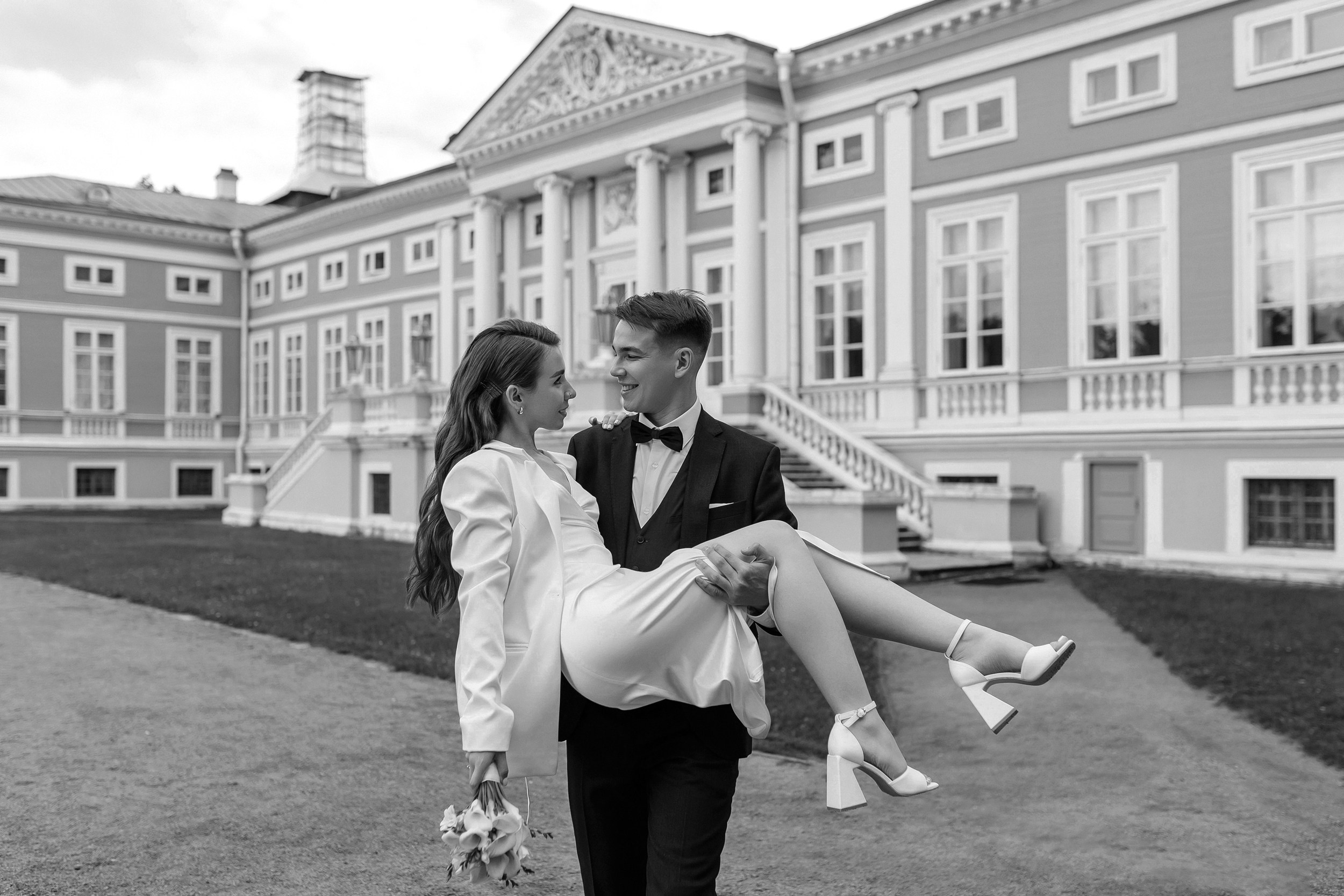 Свадебная фотосессия в Усадьбе Кусково в Москве