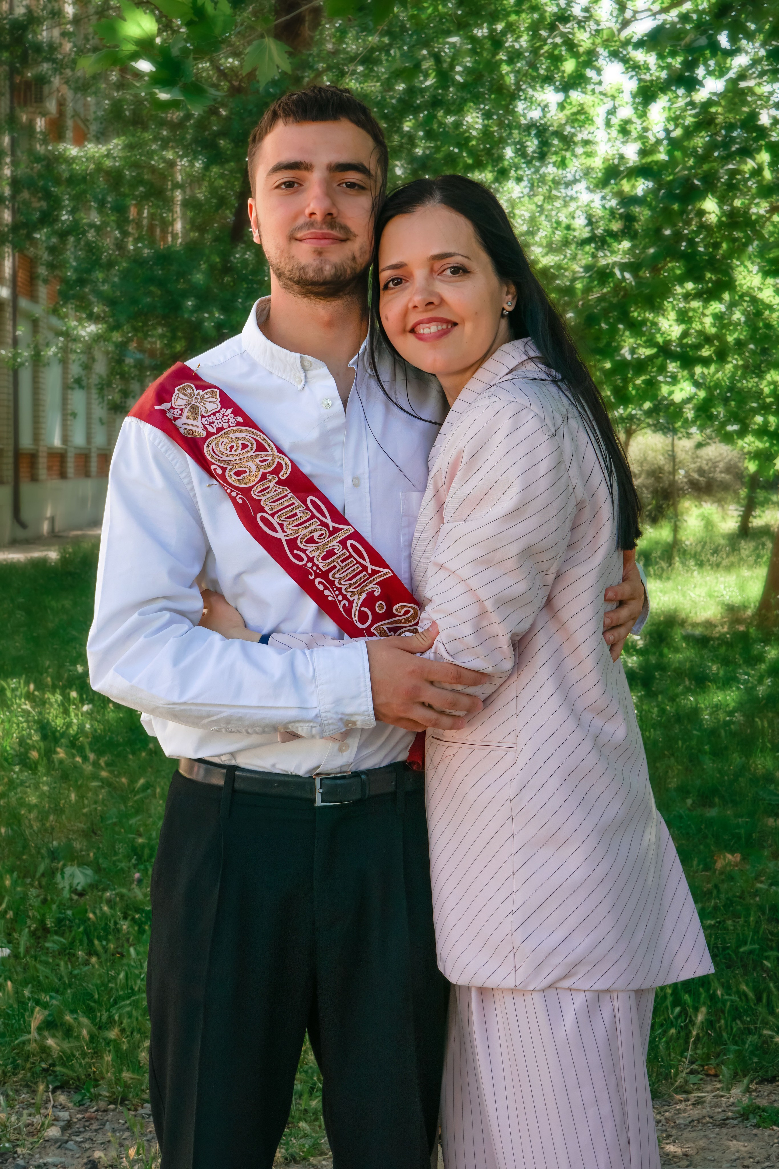 Последний звонок_Выпускники 11кл._Гимназия 18_2024 г. Фотографы из солнечного Краснодара Вадим и Надежда Митус