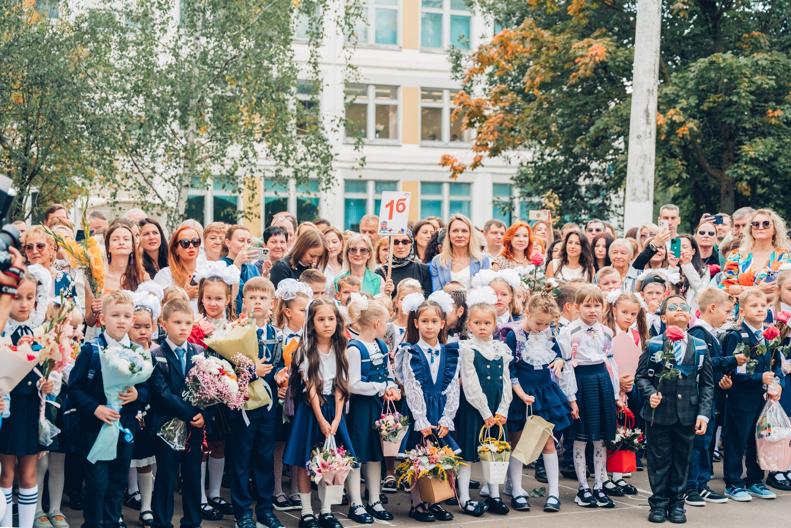 Линейка. Профессиональный детский и семейный фотограф в Москве Диля Грошева