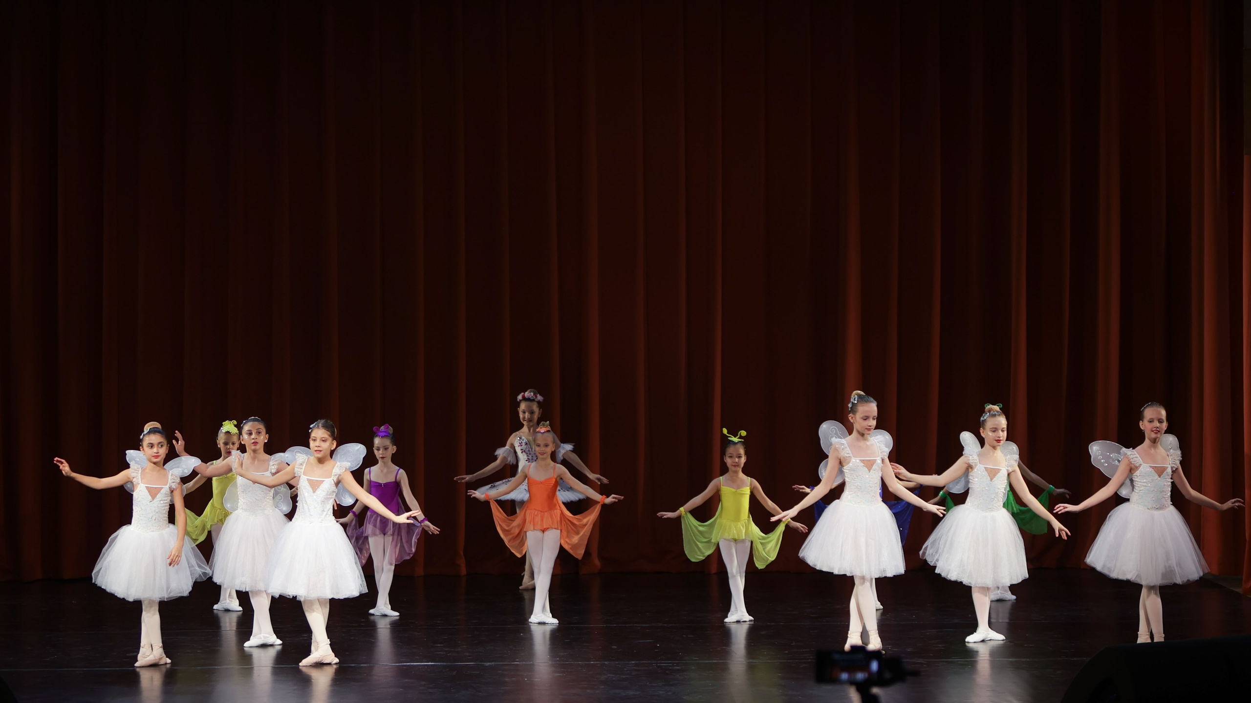 Фестиваль хореографического искусства «КУБОК ЛЕГЕНДЫ — 2025». Выпускные альбомы и школьный фотограф в Подольске, Троицке, Щербинке, Москве и Московской области