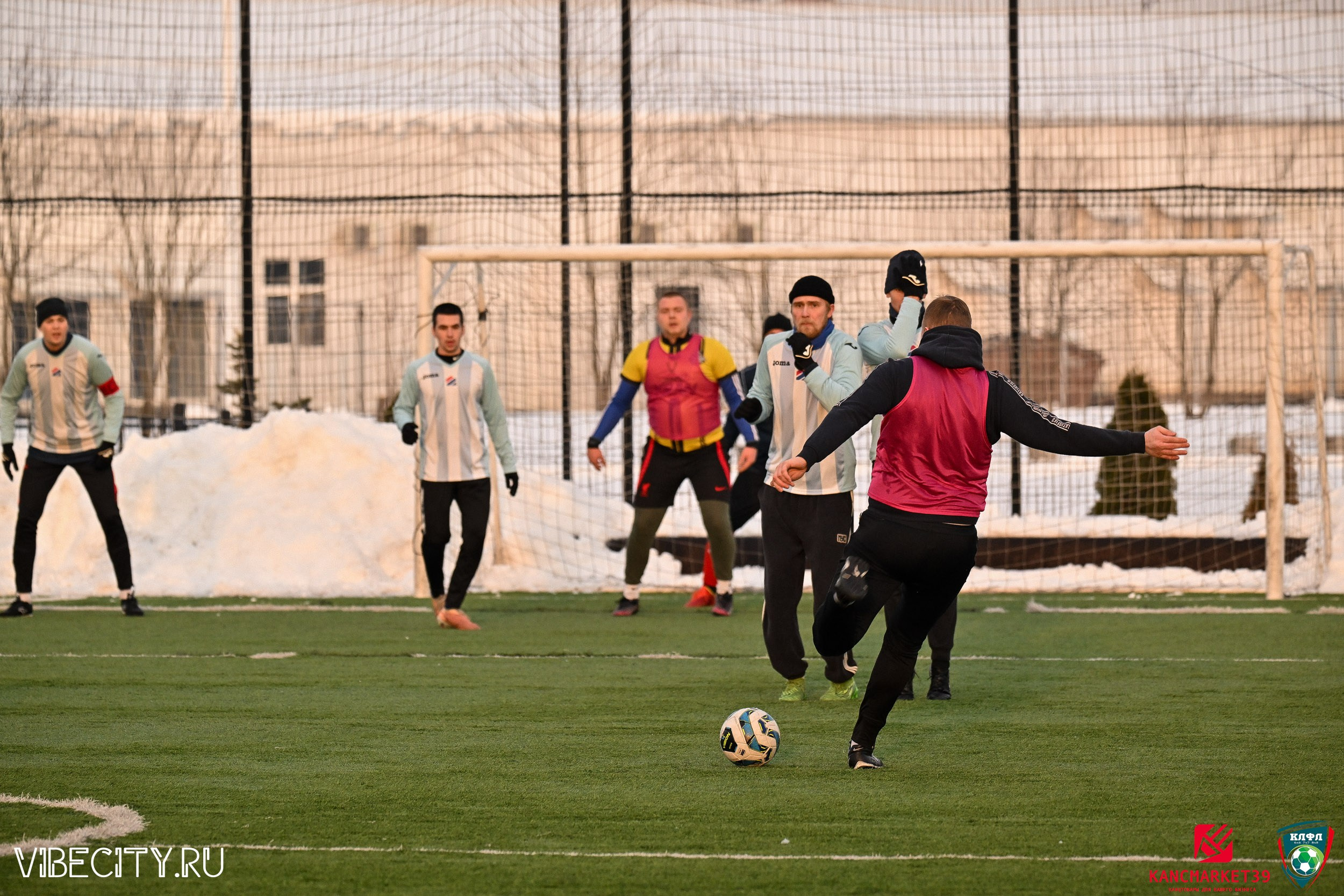 Калининградская Любительская Футбольная Лига, Премьер лига 14 тур, Бауцентр-Пивной двор. VIBECITY.RU Вайб Сити Ру Фоторепортажи Фотоотчеты Калининград