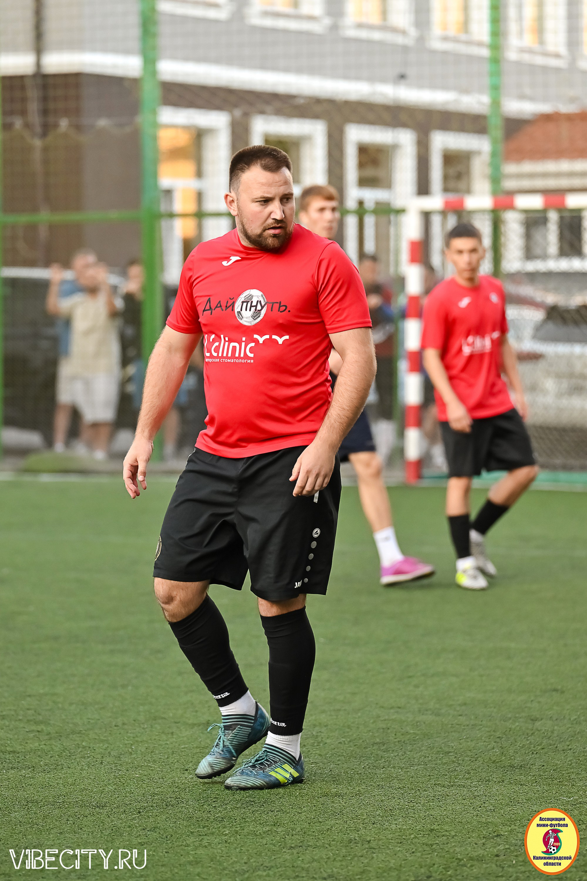 ИГРЫ МИНИ-ФУТБОЛЬНОЙ И КОРПОРАТИВНОЙ ЛИГИ. VIBECITY.RU Вайб Сити Ру Фоторепортажи Фотоотчеты Калининград