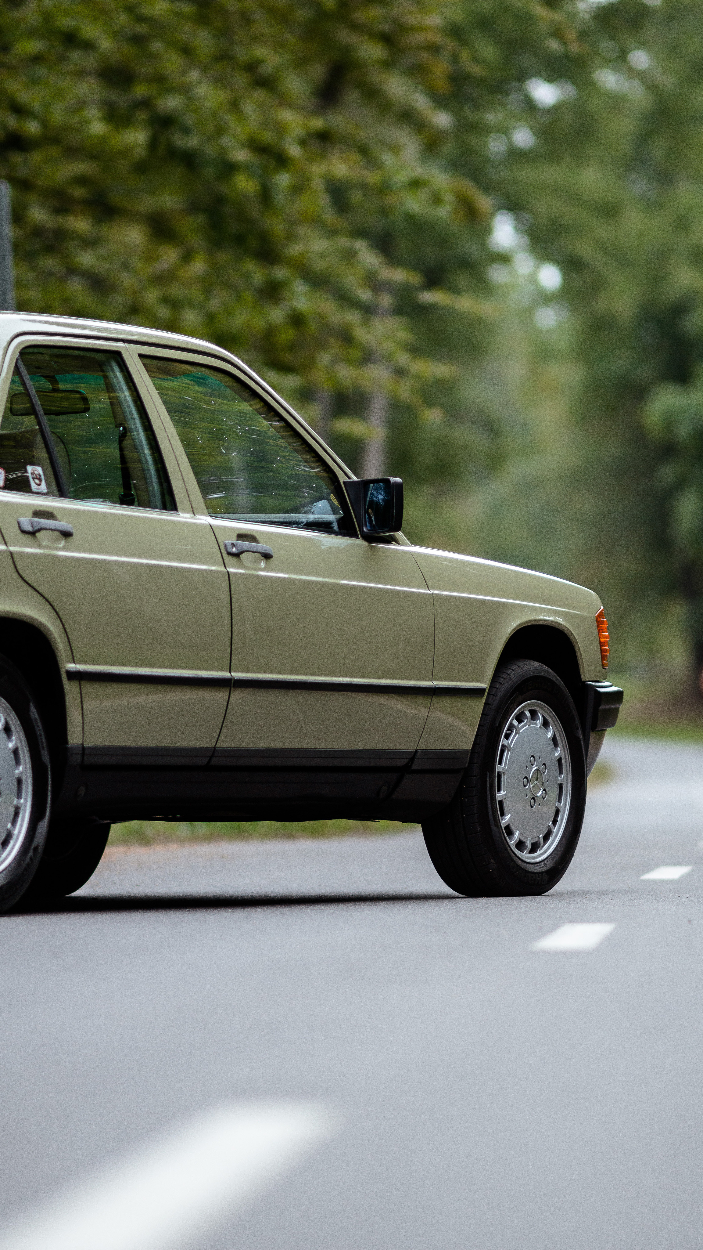 Фотосъемка Mercedes 190, w201 в Москве. Жуков Илья свадебный фотограф в Москве