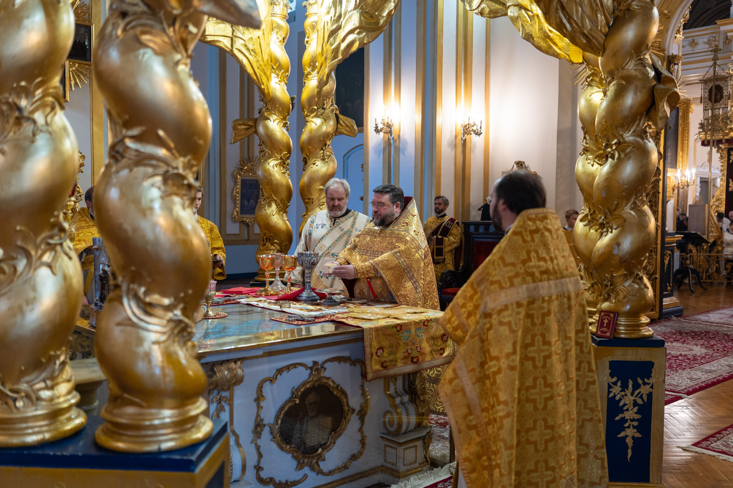 Неделя 21-я по Пятидесятнице. Вмч. Артемия. НИКОЛО-БОГОЯВЛЕНСКИЙ МОРСКОЙ СОБОР