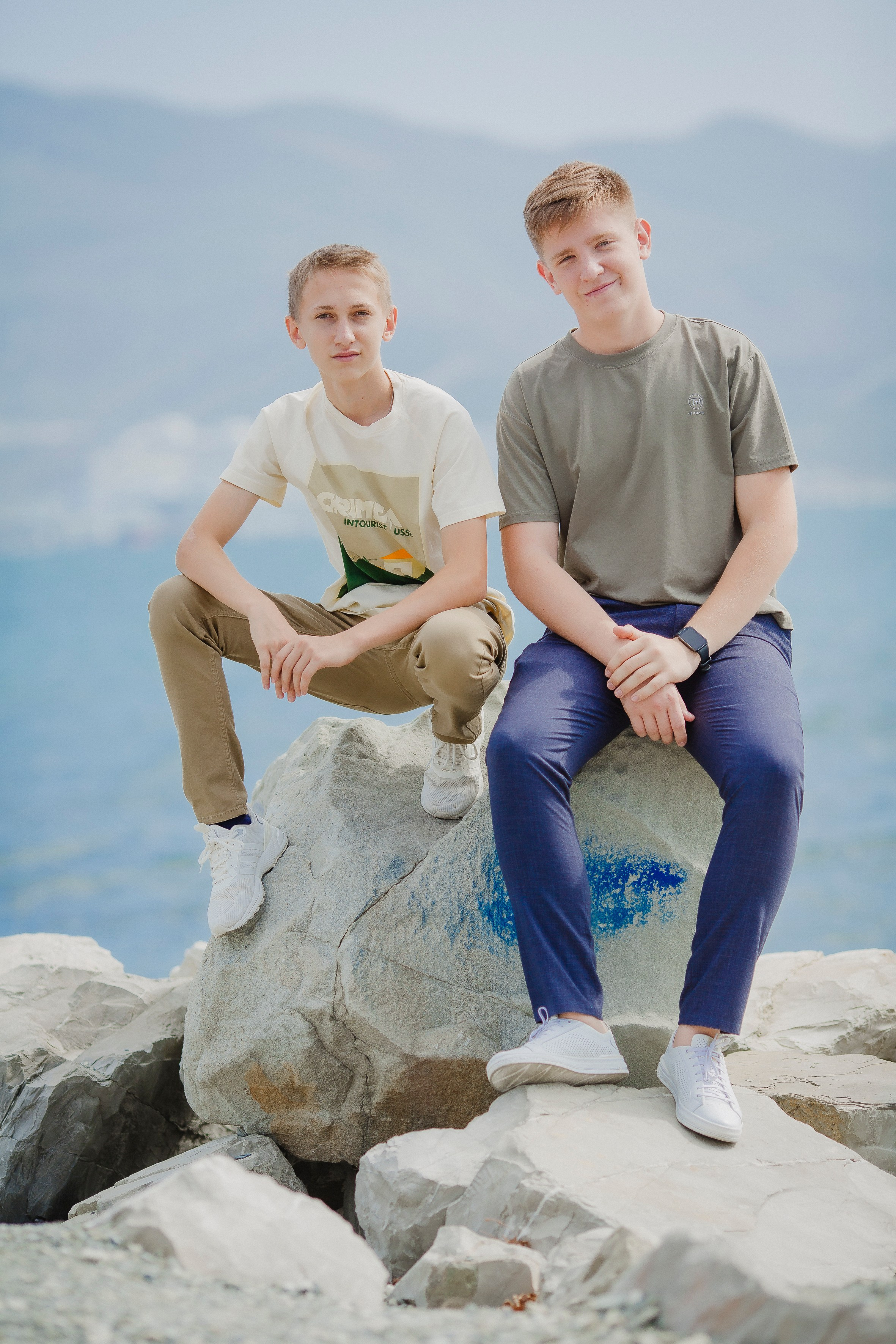 Аллея Черняховского- старшая школа. Выпускные альбомы Натальи Бутко: Новороссийск, Анапа, Геленджик