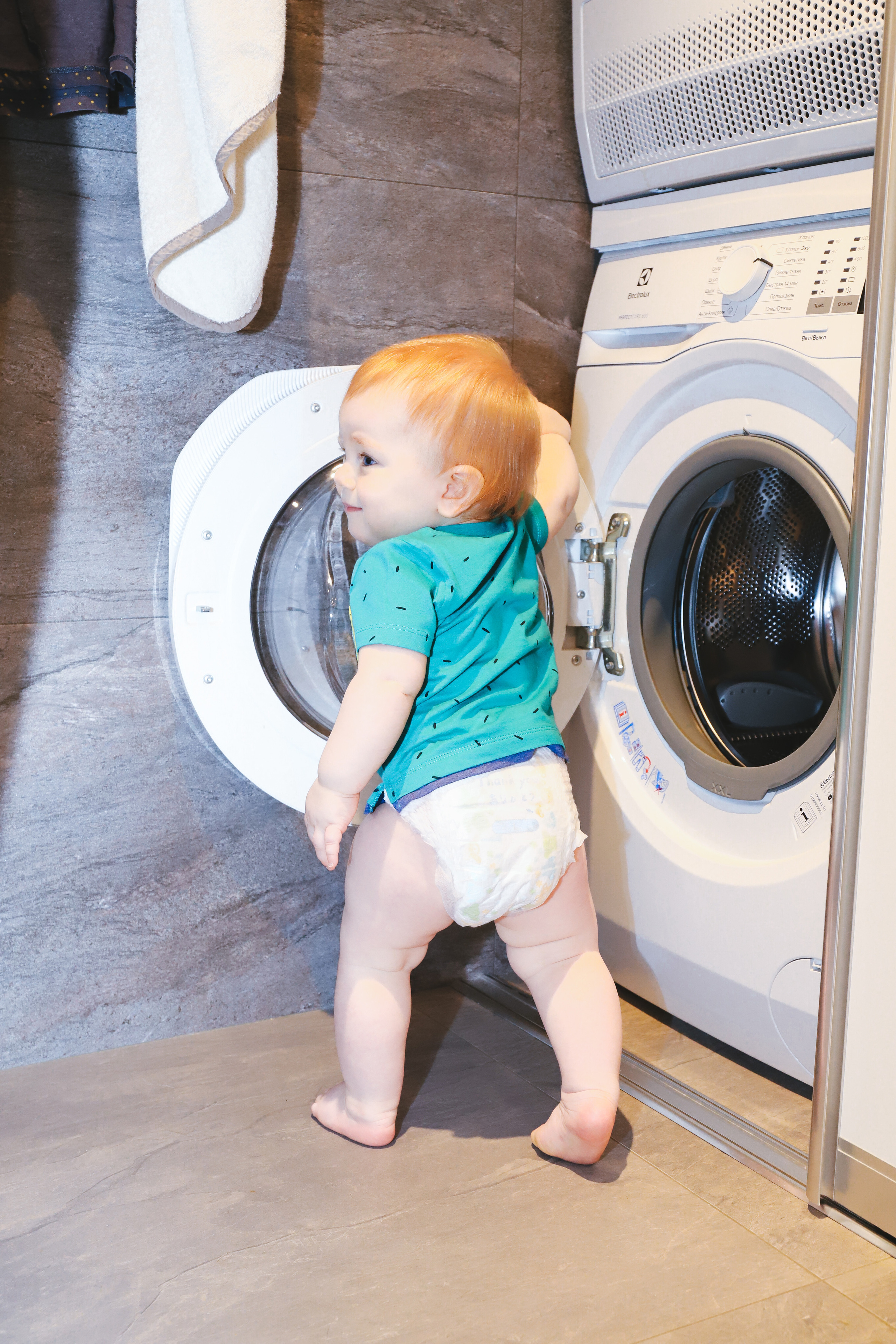 Домашняя фотосъемка Сергея, Елены и их прекрасных детей. Фотограф в Санкт-Петербурге Наталья Брилькова