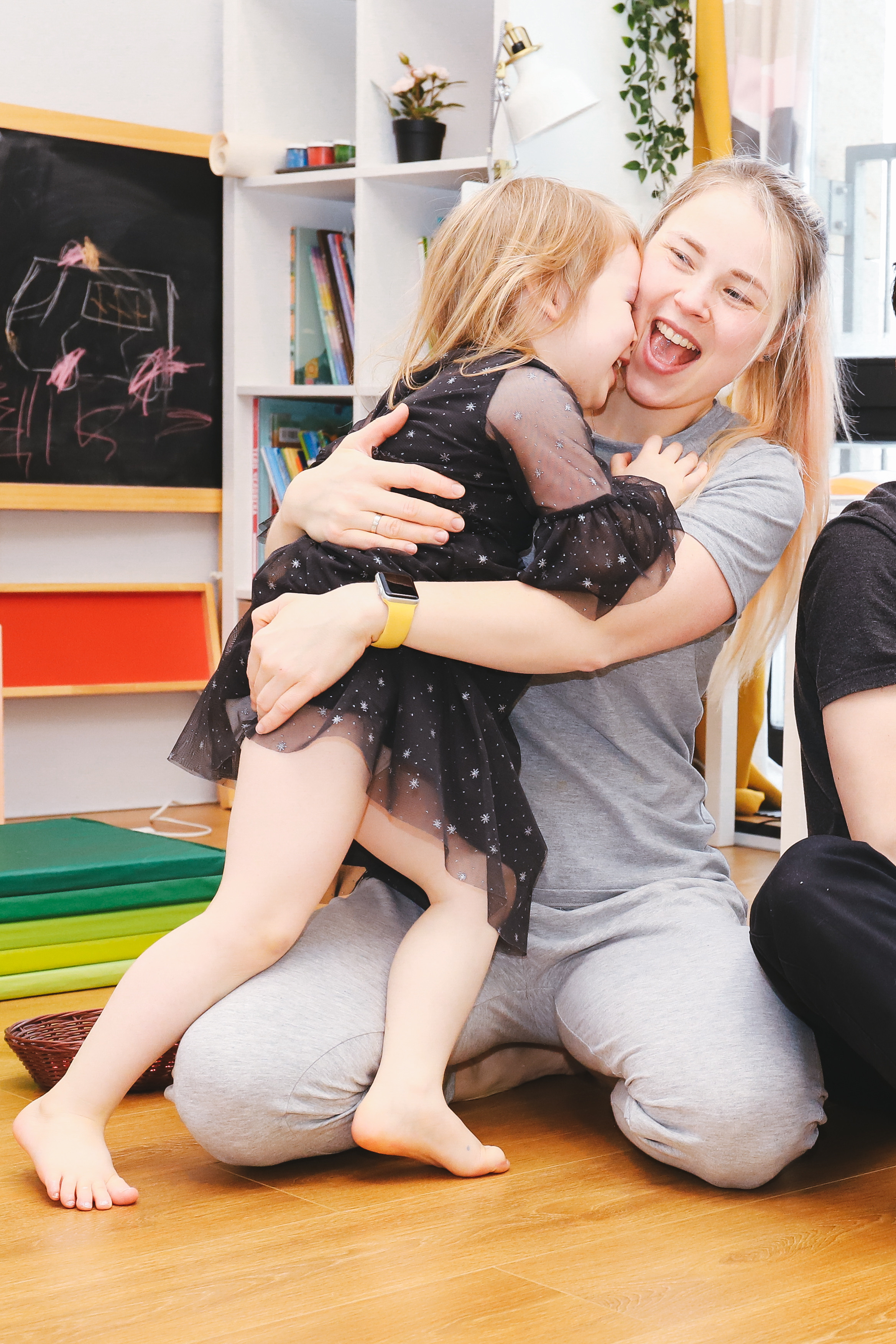 Домашняя фотосъемка Сергея, Елены и их прекрасных детей. Фотограф в Санкт-Петербурге Наталья Брилькова