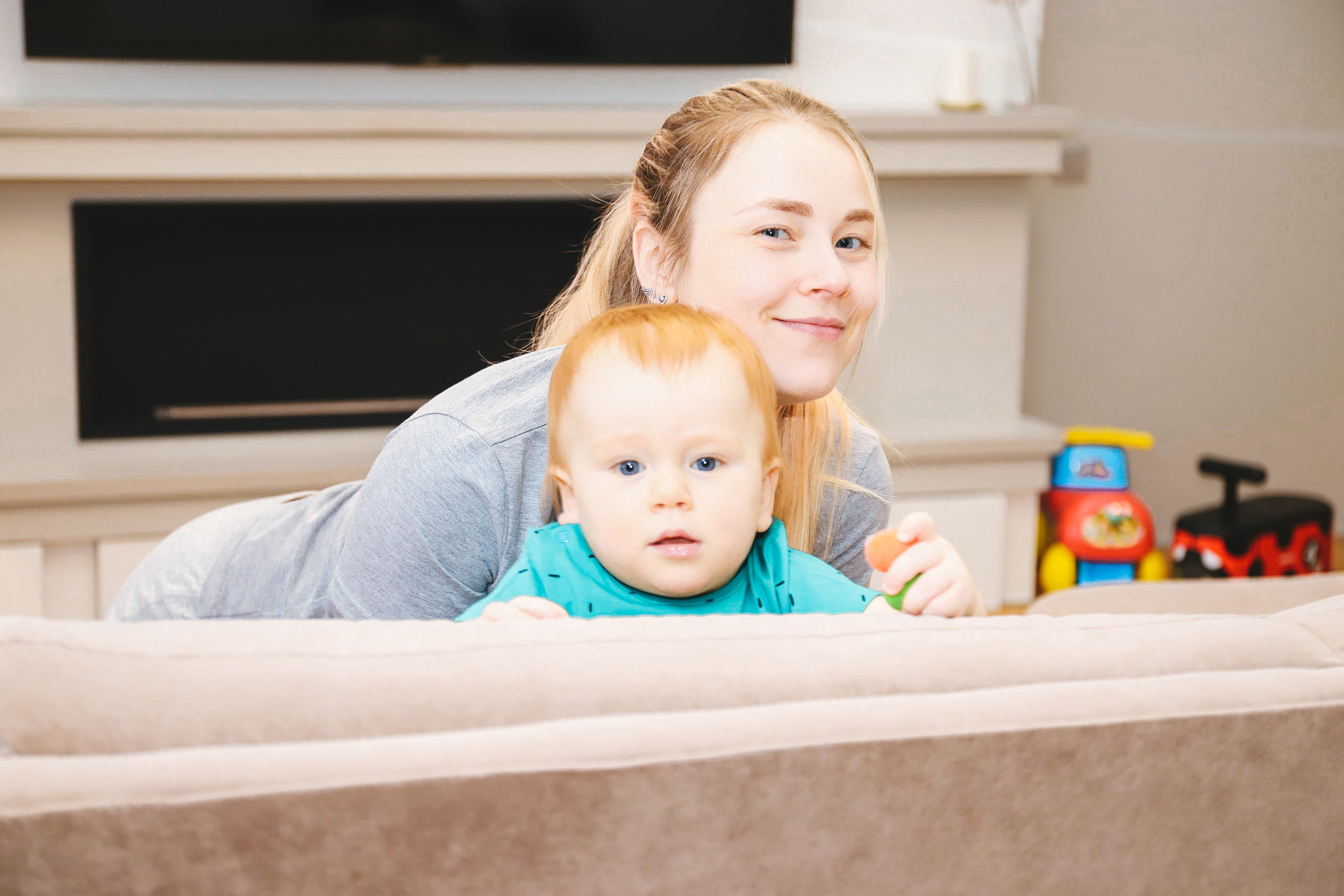 Домашняя фотосъемка Сергея, Елены и их прекрасных детей. Фотограф в Санкт-Петербурге Наталья Брилькова