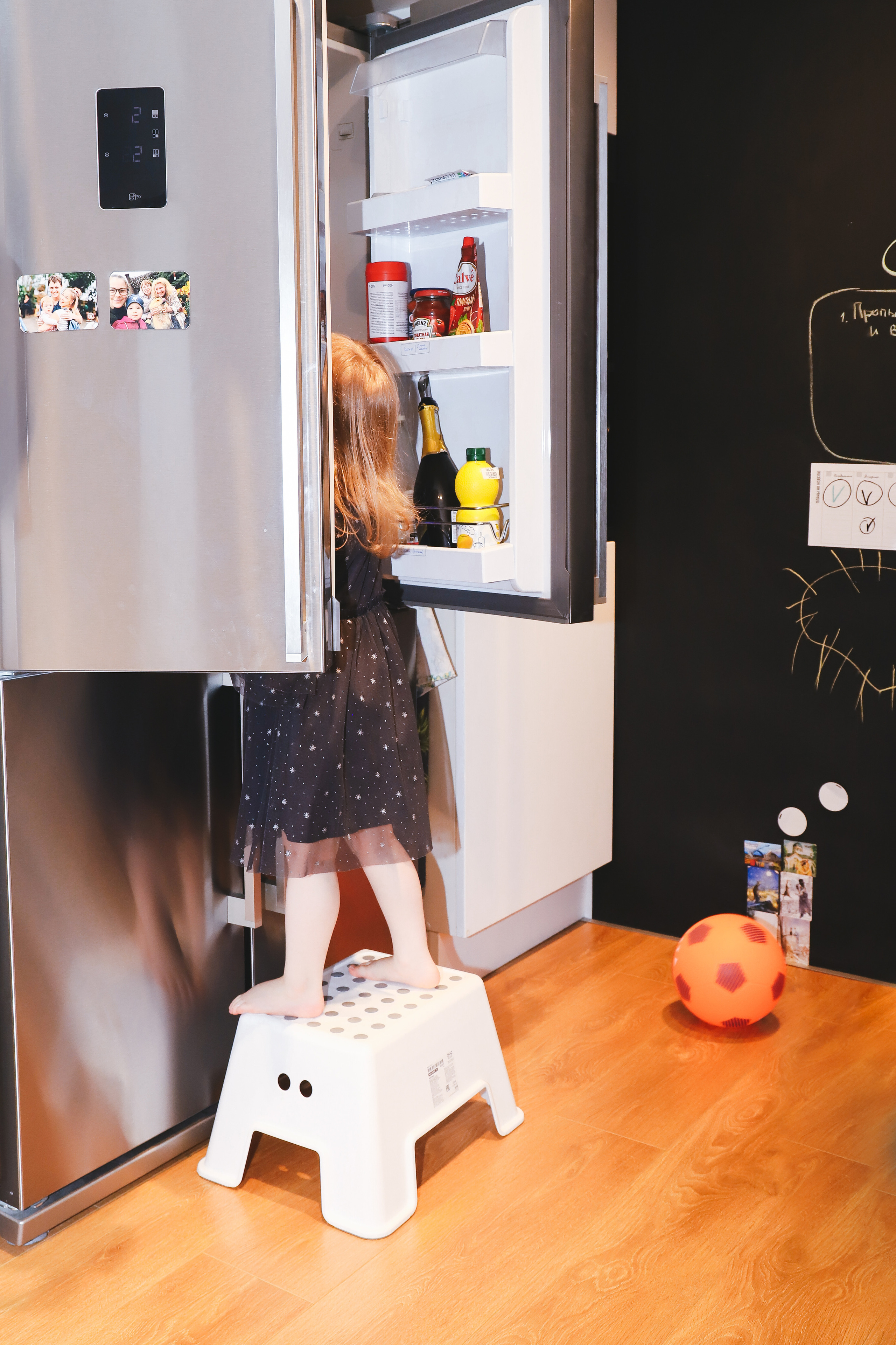 Домашняя фотосъемка Сергея, Елены и их прекрасных детей. Фотограф в Санкт-Петербурге Наталья Брилькова