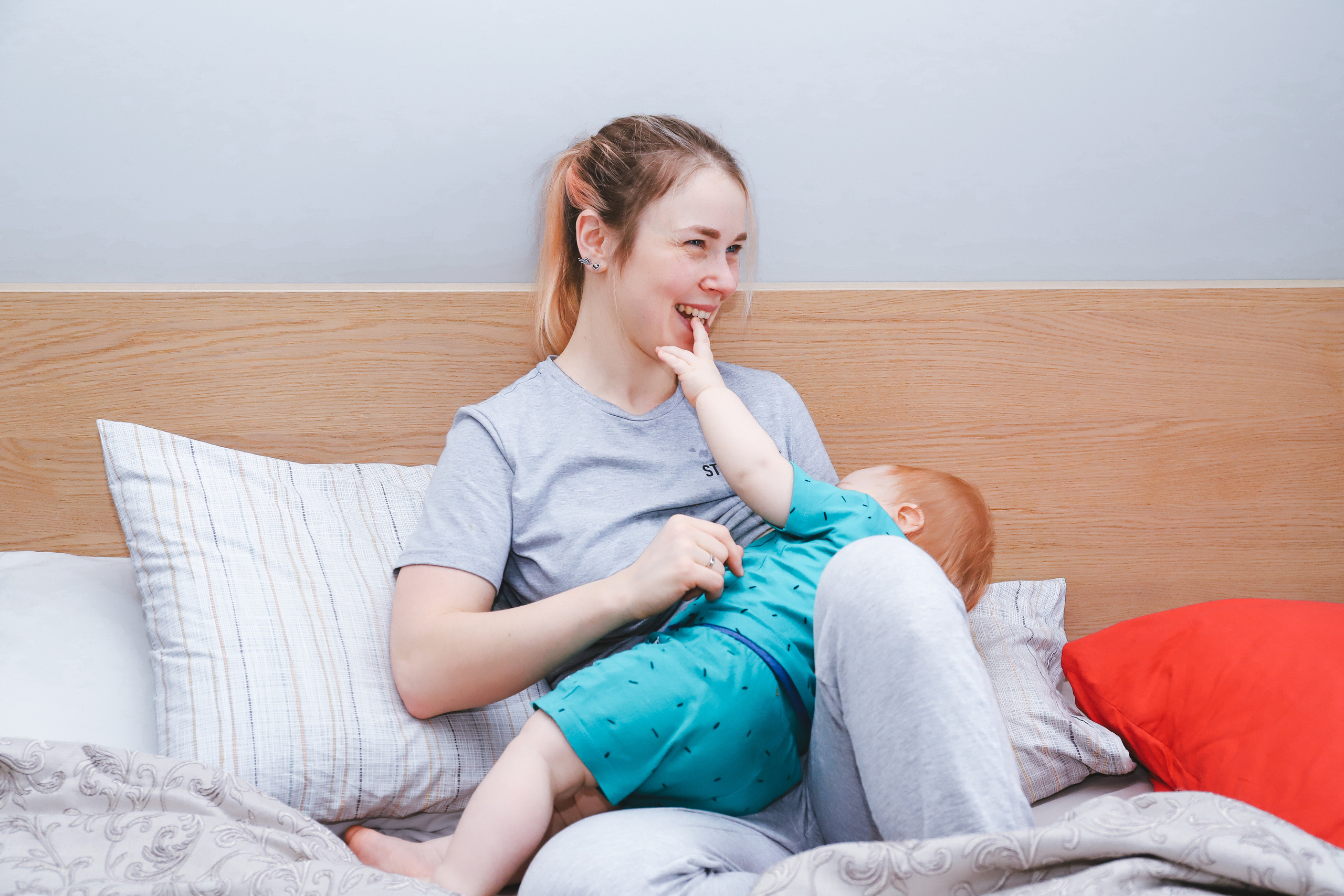 Домашняя фотосъемка Сергея, Елены и их прекрасных детей. Фотограф в Санкт-Петербурге Наталья Брилькова