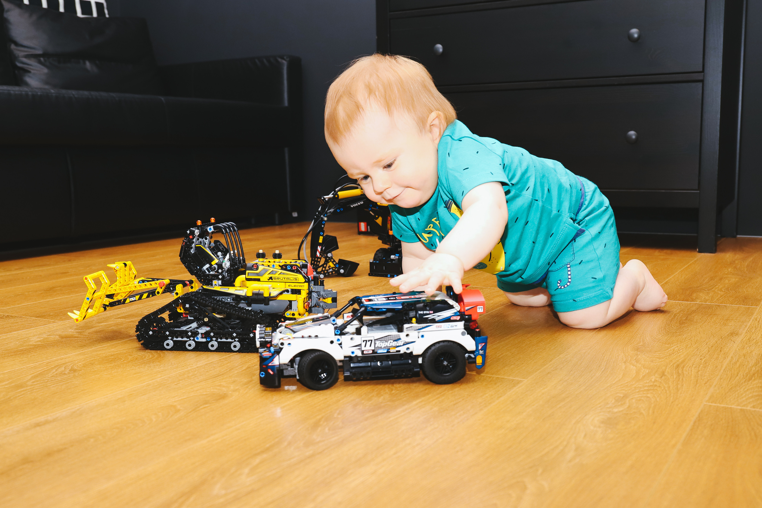 Домашняя фотосъемка Сергея, Елены и их прекрасных детей. Фотограф в Санкт-Петербурге Наталья Брилькова