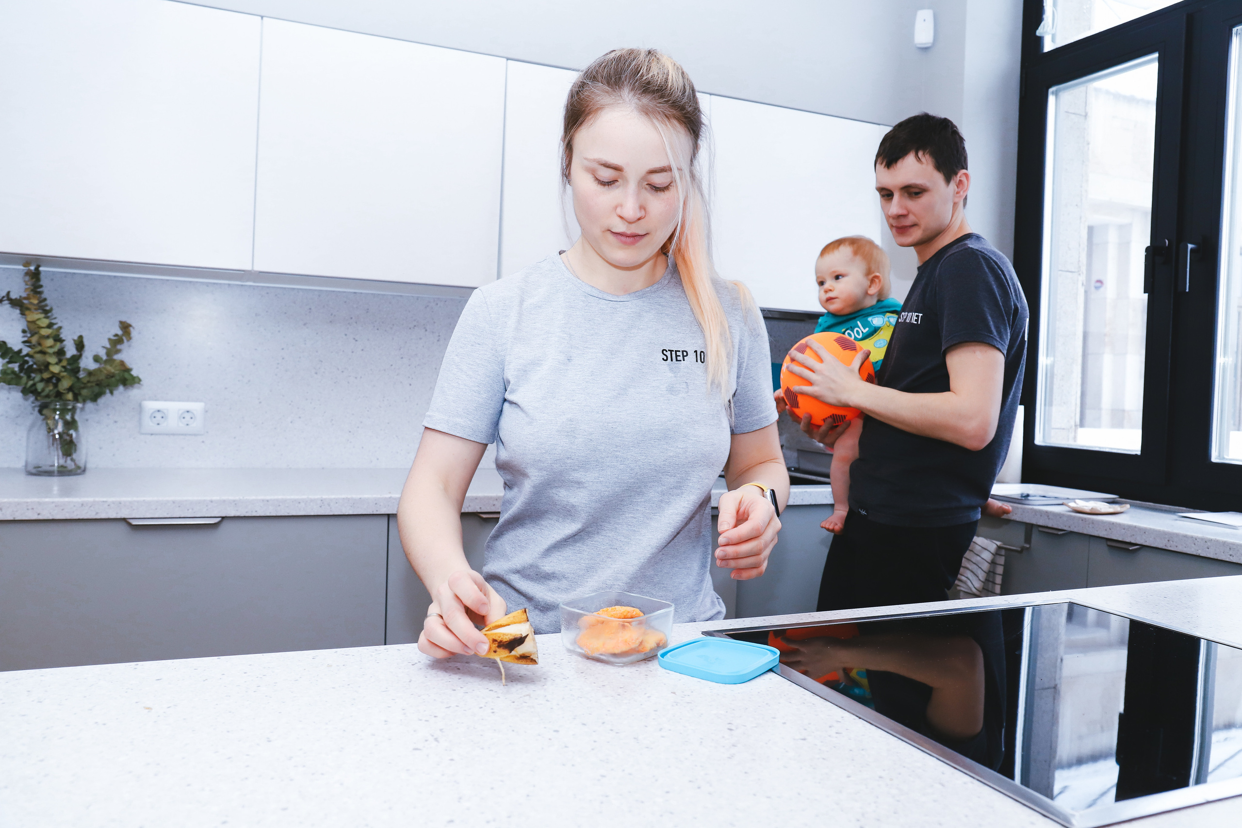 Домашняя фотосъемка Сергея, Елены и их прекрасных детей. Фотограф в Санкт-Петербурге Наталья Брилькова