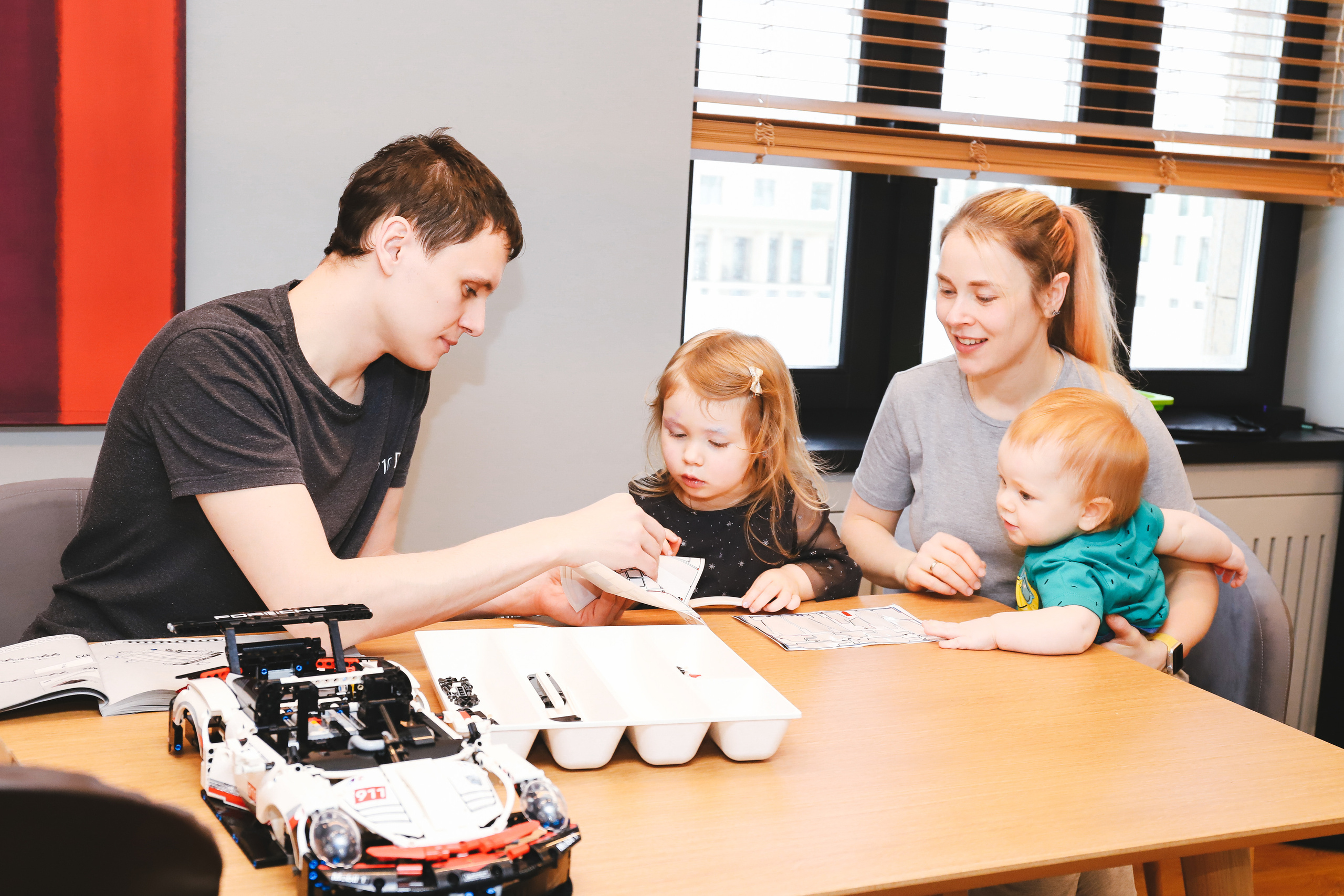 Домашняя фотосъемка Сергея, Елены и их прекрасных детей. Фотограф в Санкт-Петербурге Наталья Брилькова